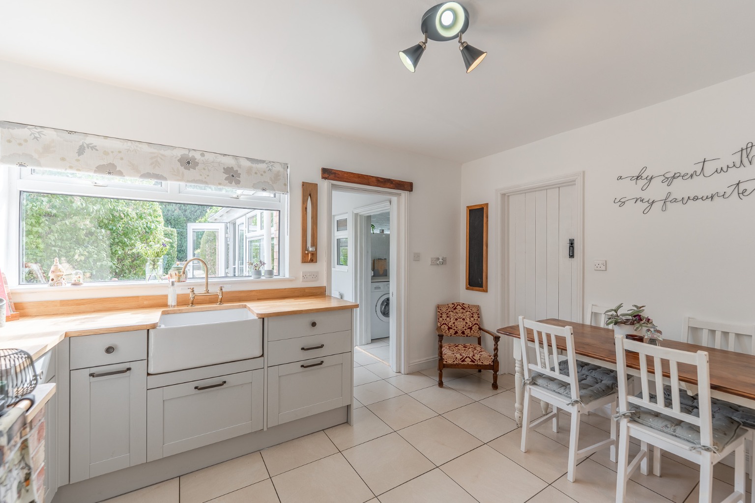 3 bed bungalow for sale in High Street, Cambridgeshire 6