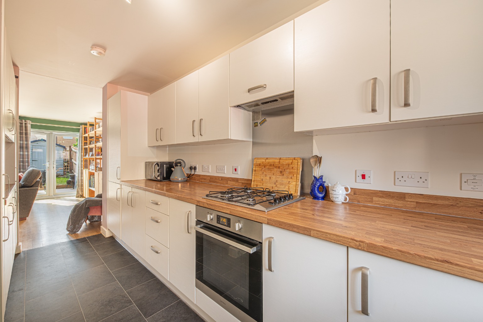 2 bed semi-detached house for sale in Heron Road, Cambridgeshire  - Property Image 4
