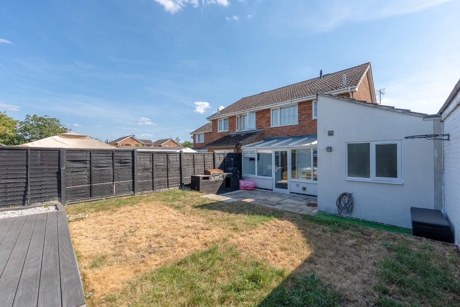 3 bed semi-detached house for sale in The Trundle, Cambridgeshire  - Property Image 17