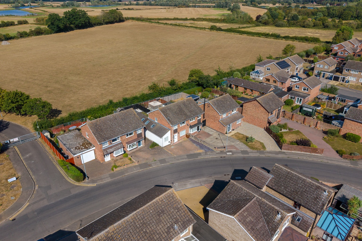 3 bed semi-detached house for sale in The Trundle, Cambridgeshire 19