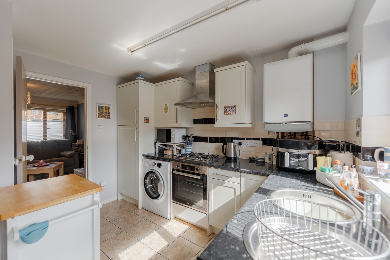 2 bed terraced house for sale in Dart Close, St Ives 3