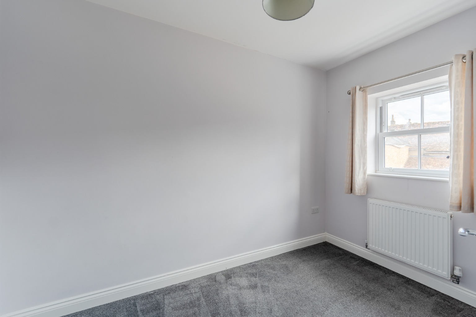 4 bed semi-detached house for sale in Little Whyte, Huntingdon 11