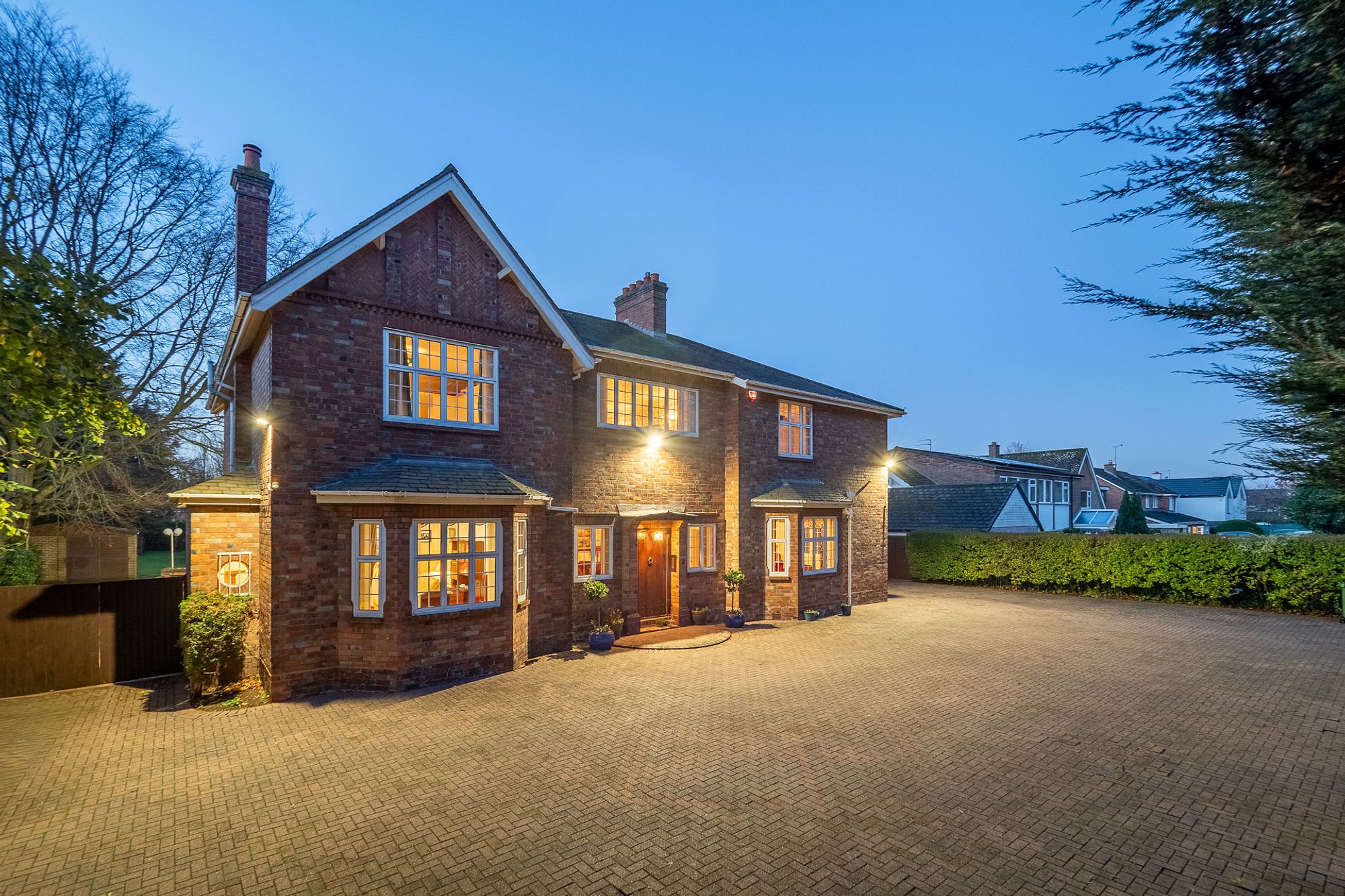 4 Bed Detached House For Sale In Beverley Road, Leamington Spa, (Ref: 623142), CV32