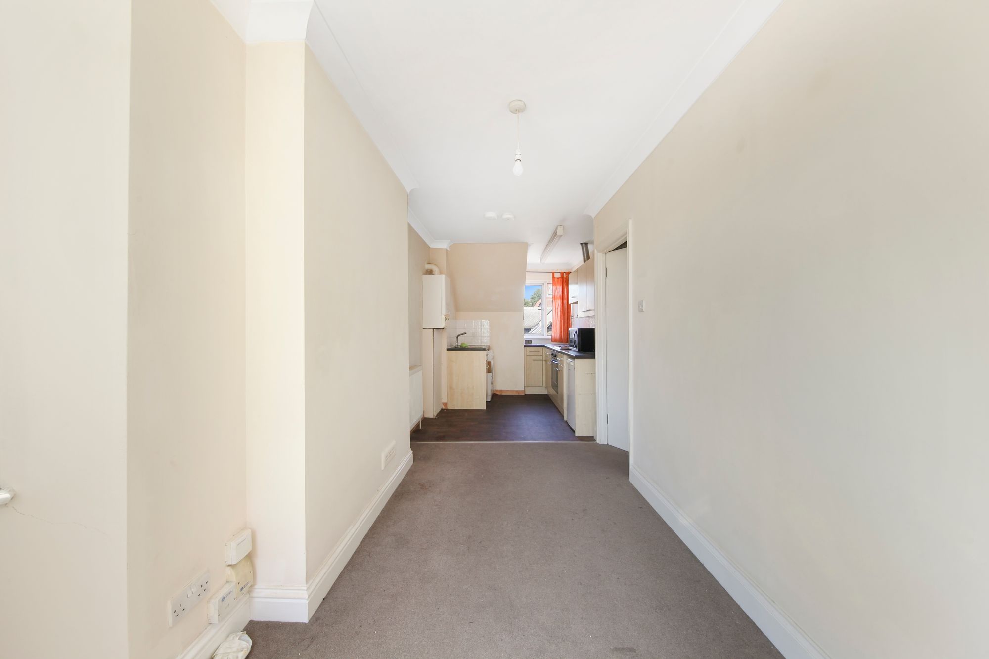 1 bed flat to rent in Brighton Road, South Croydon  - Property Image 5