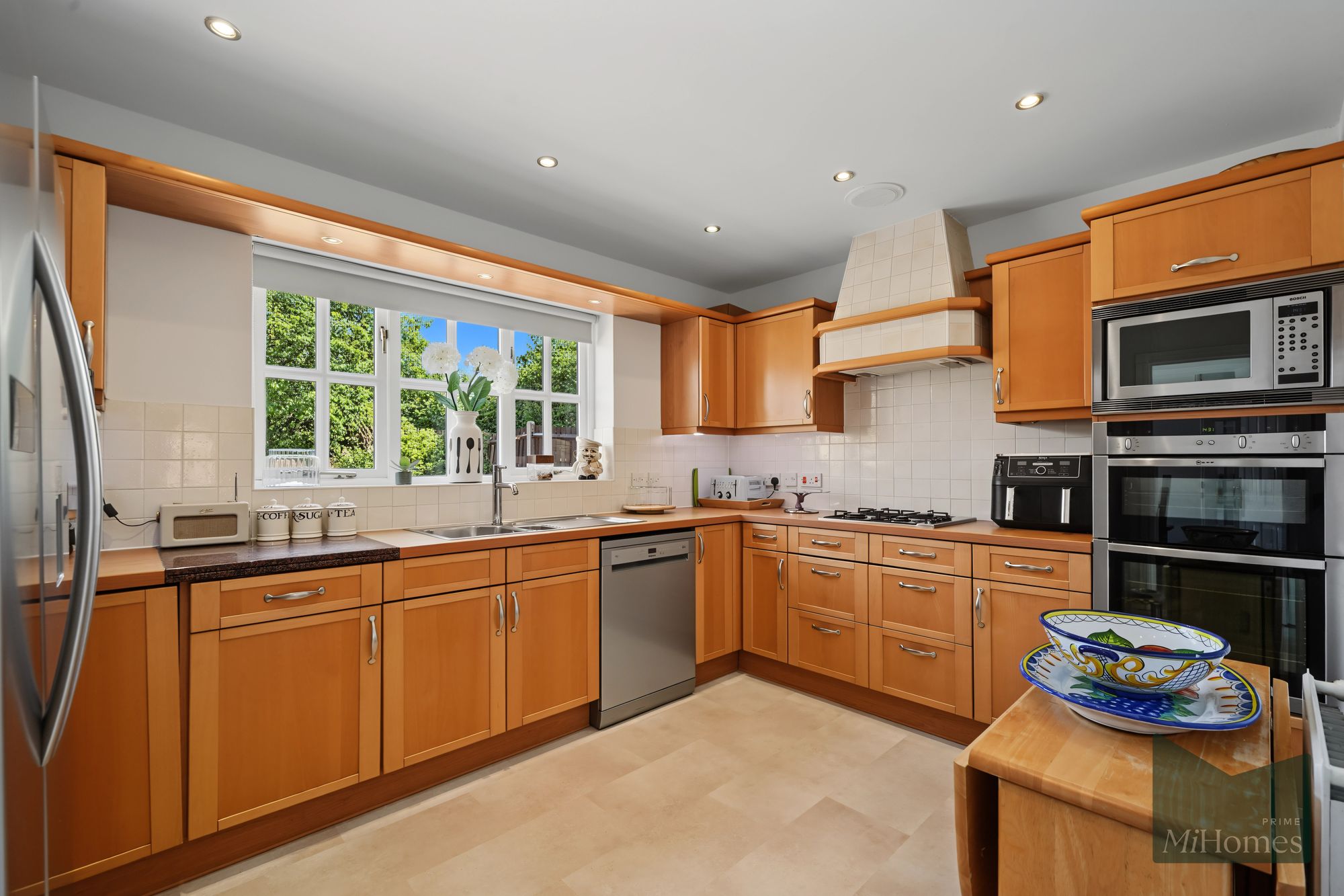 5 bed detached house for sale in Oakwell Drive, Northaw, EN6  - Property Image 11