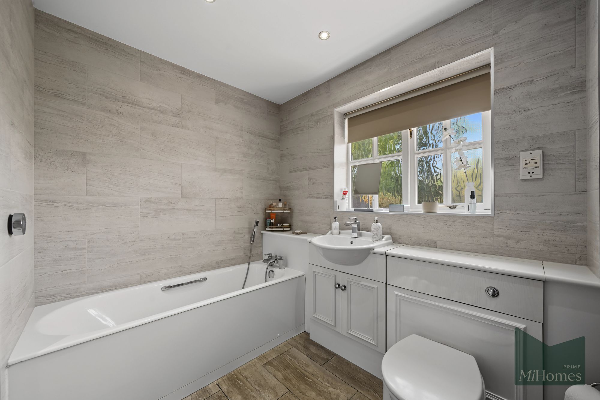 5 bed detached house for sale in Oakwell Drive, Northaw, EN6  - Property Image 30