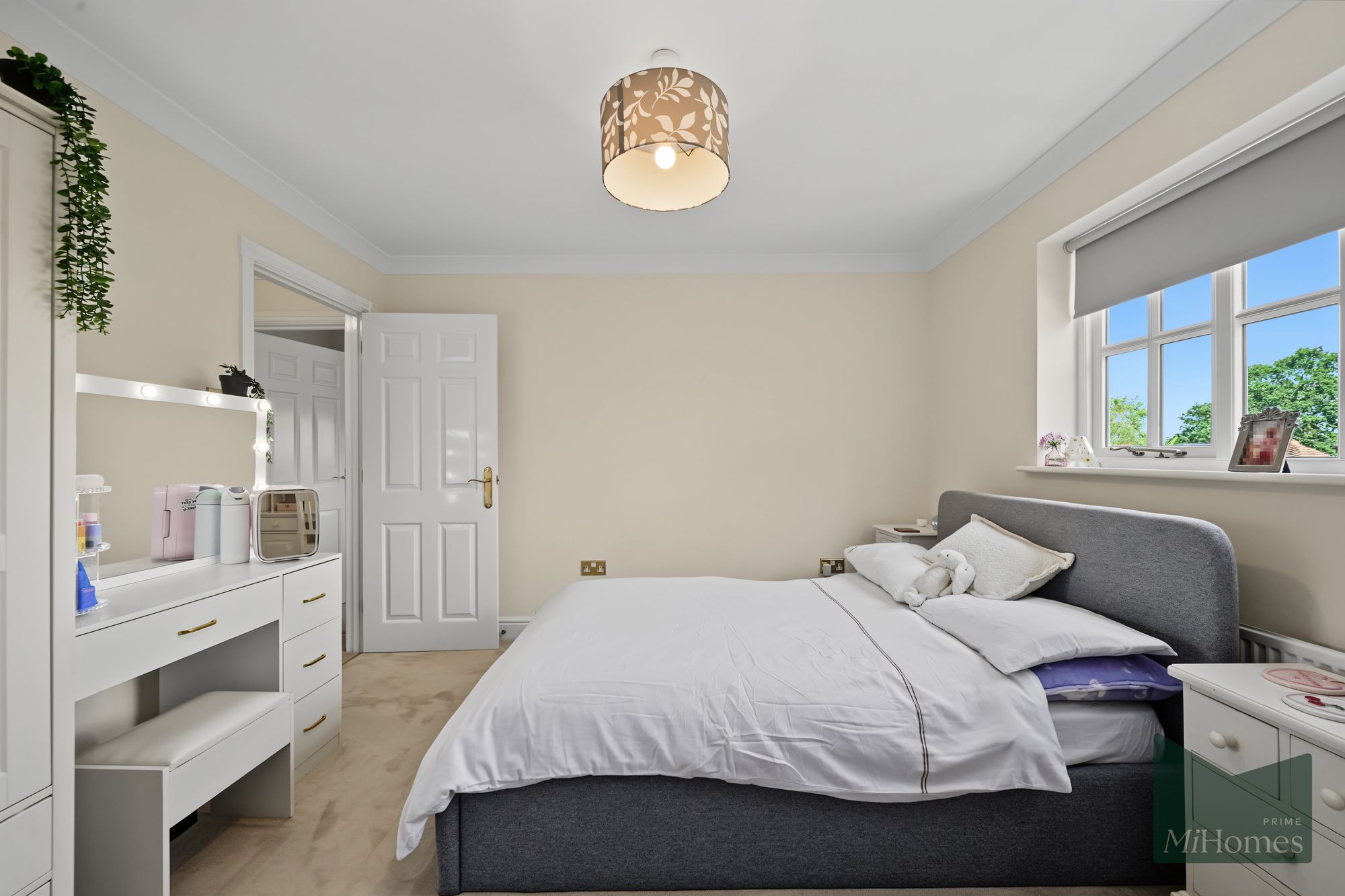 5 bed detached house for sale in Oakwell Drive, Northaw, EN6  - Property Image 38