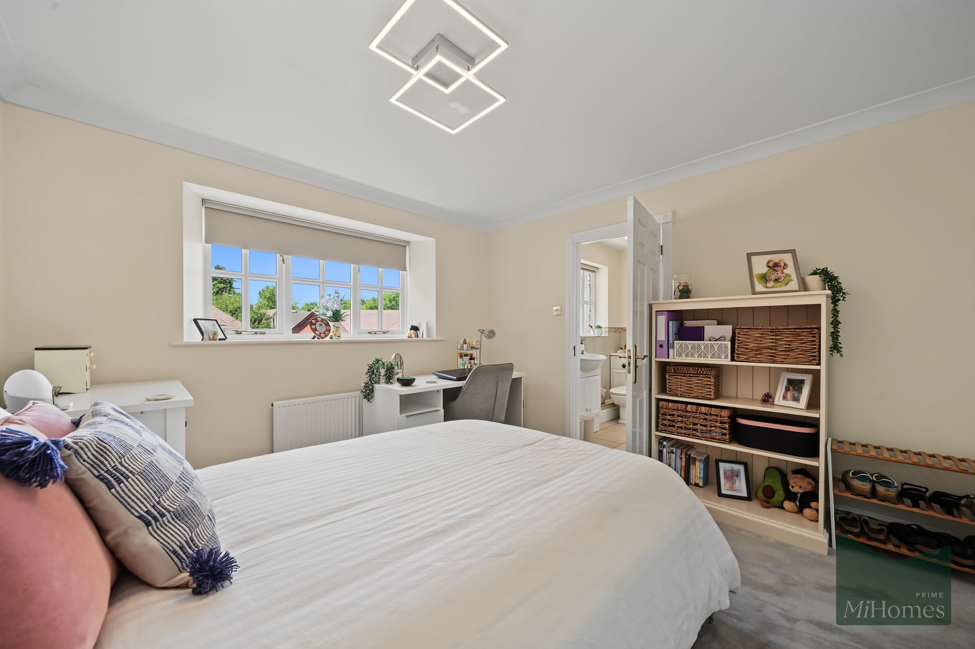 5 bed detached house for sale in Oakwell Drive, Northaw, EN6  - Property Image 33