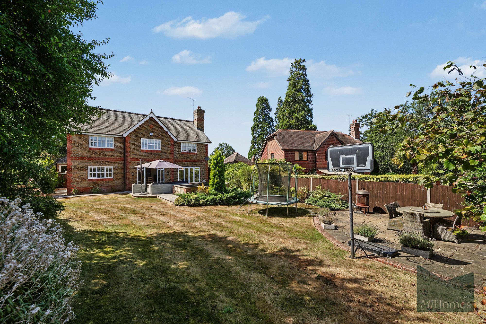 5 bed detached house for sale in Oakwell Drive, Northaw, EN6  - Property Image 18