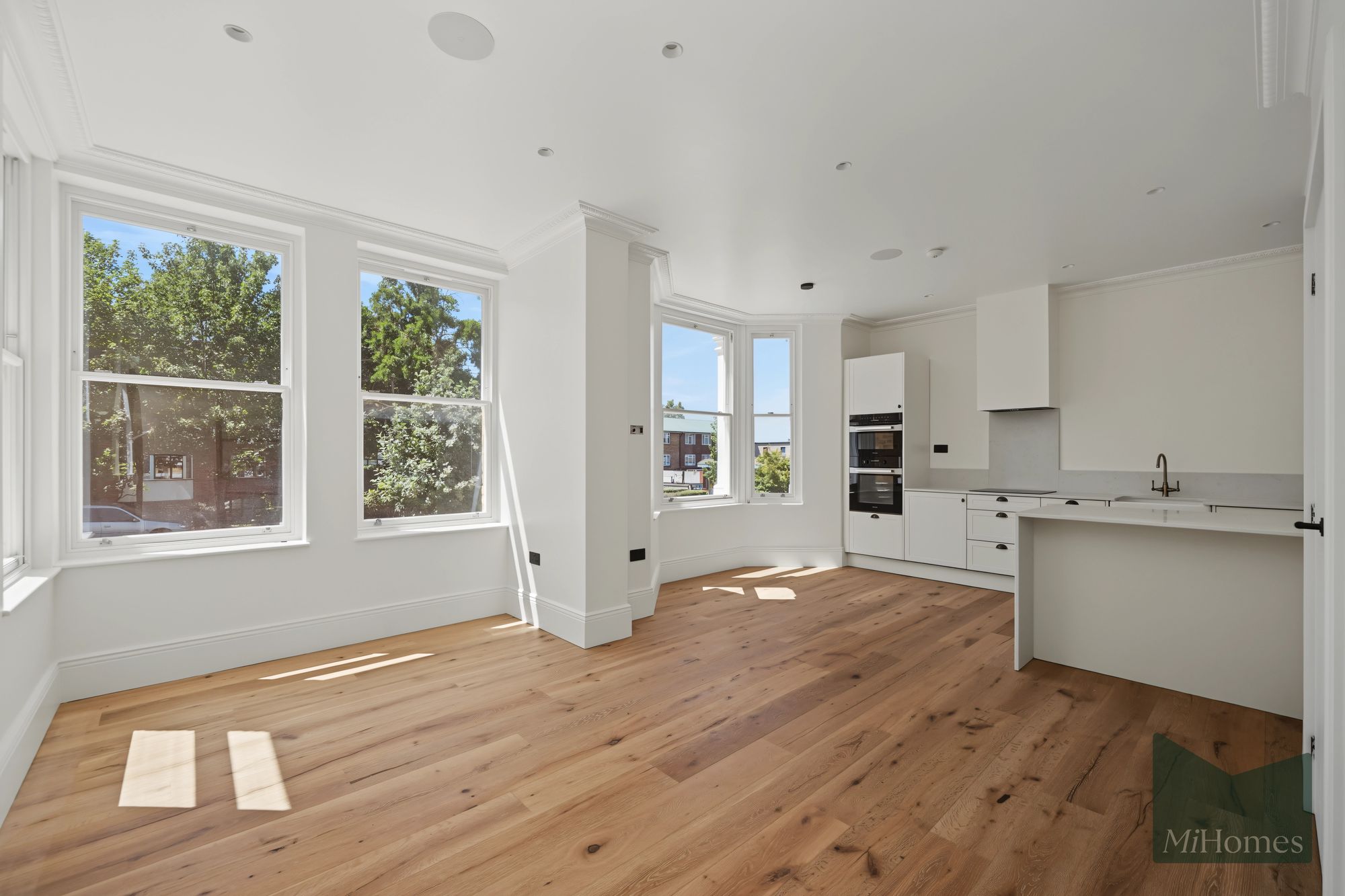 3 bed maisonette for sale in Maple Rise, Colney Hatch Lane, N10