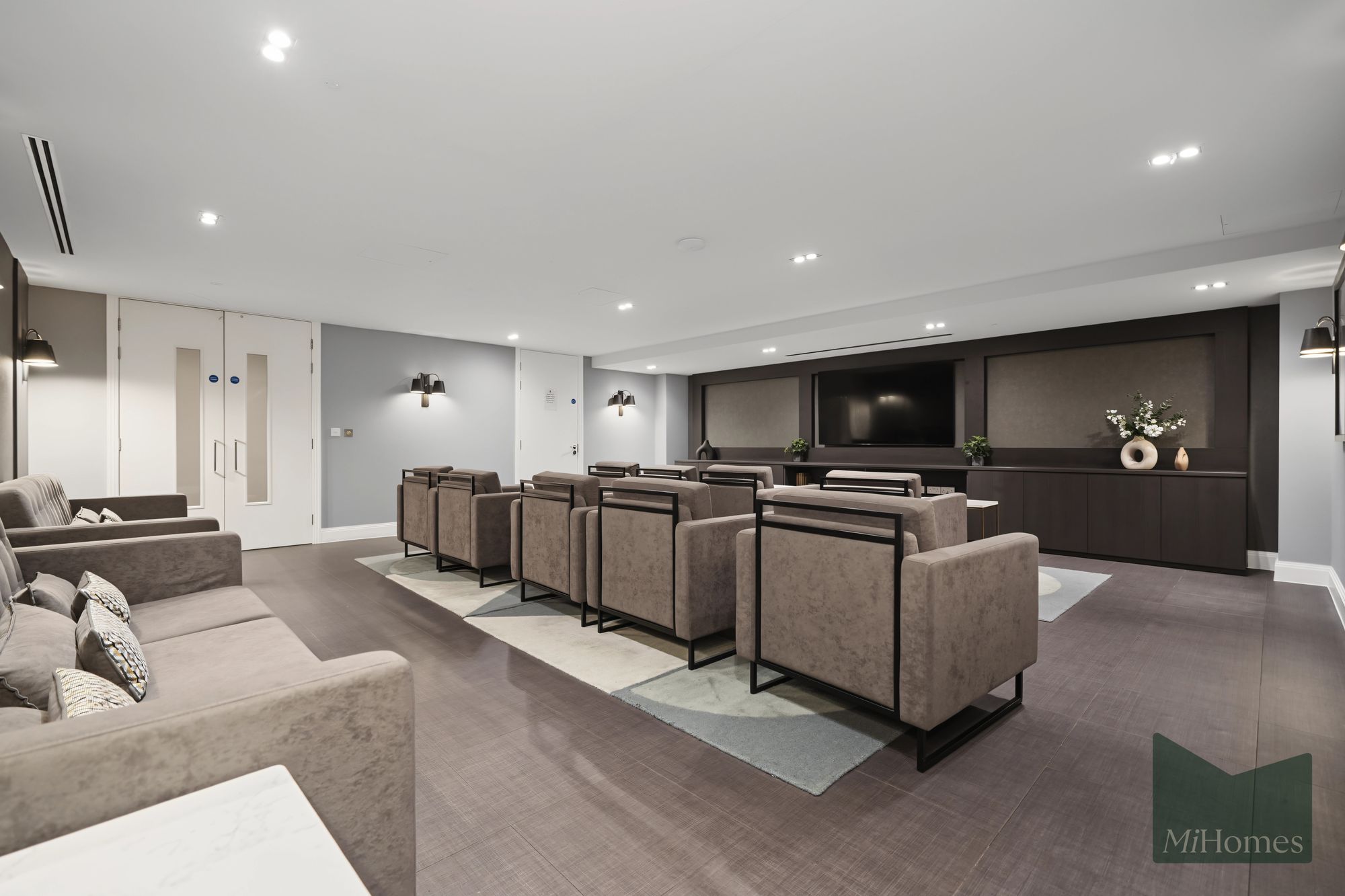 1 bed flat for sale in Royal Engineers Way, Burghley House, NW7 - Property Image 16