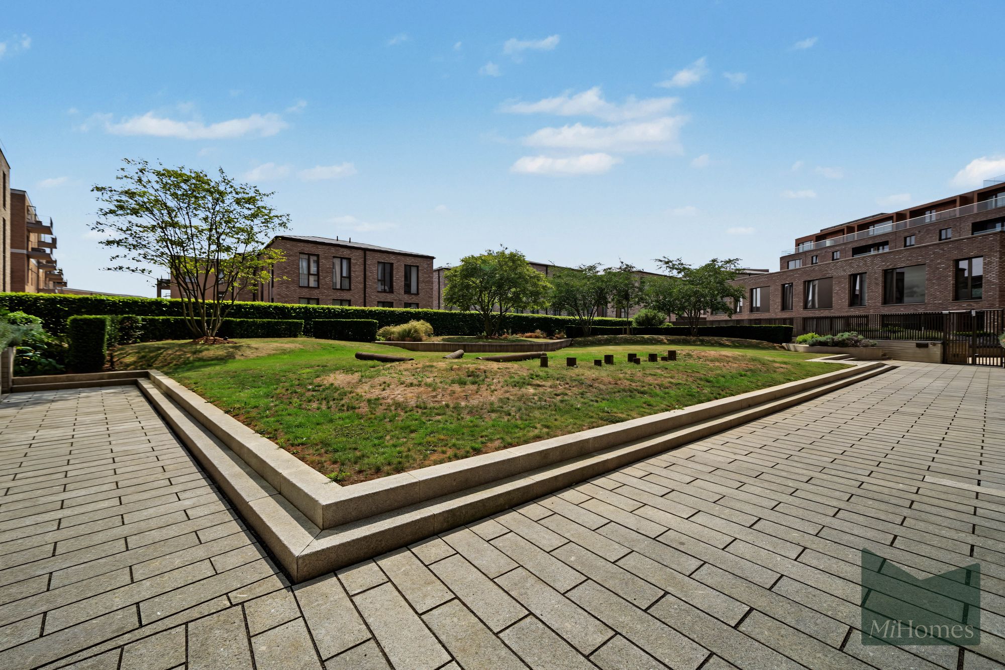 1 bed flat for sale in Royal Engineers Way, Burghley House, NW7 - Property Image 9