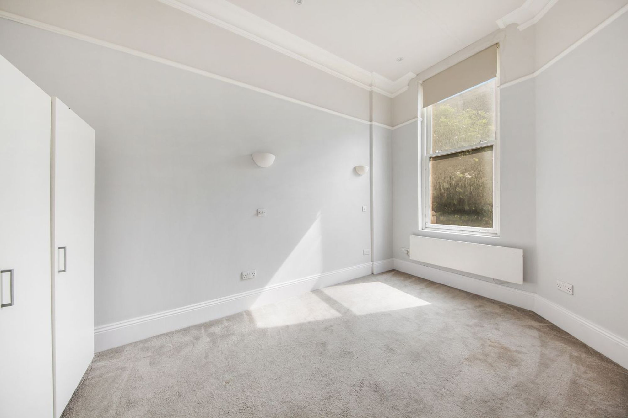 1 bed flat to rent in High Street, Croydon  - Property Image 6