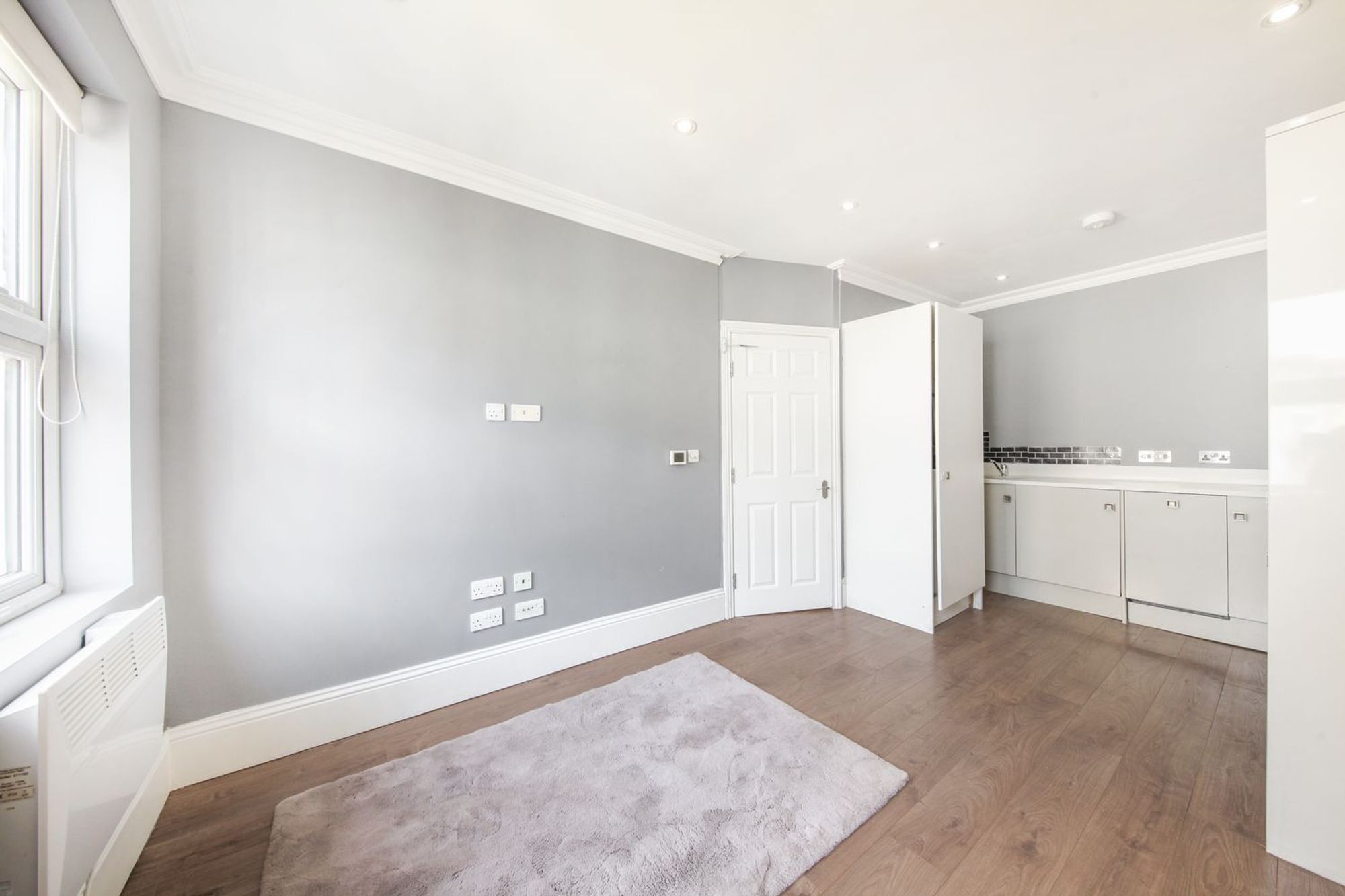 1 bed flat to rent in High Street, Croydon  - Property Image 7