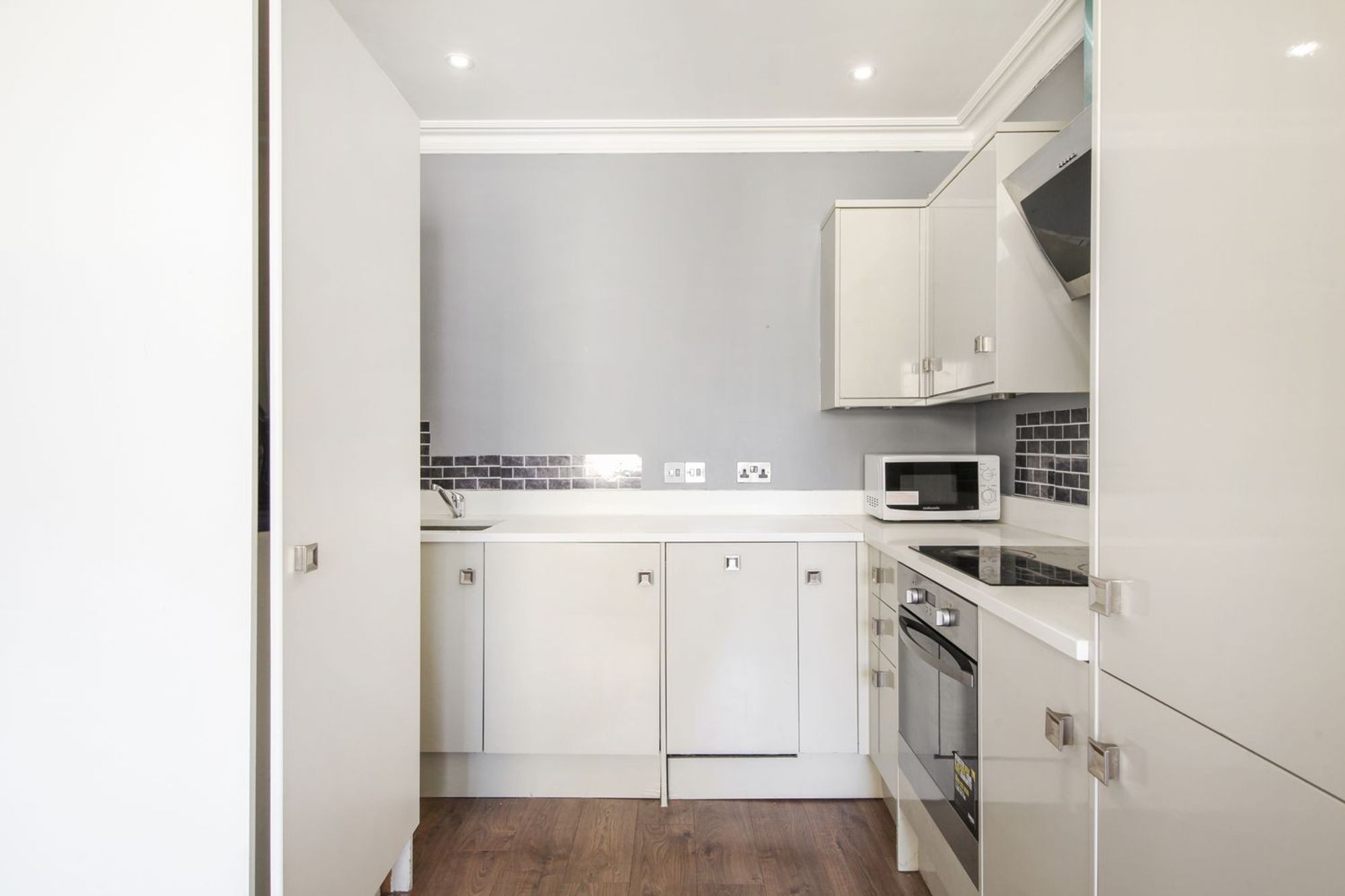 1 bed flat to rent in High Street, Croydon  - Property Image 8