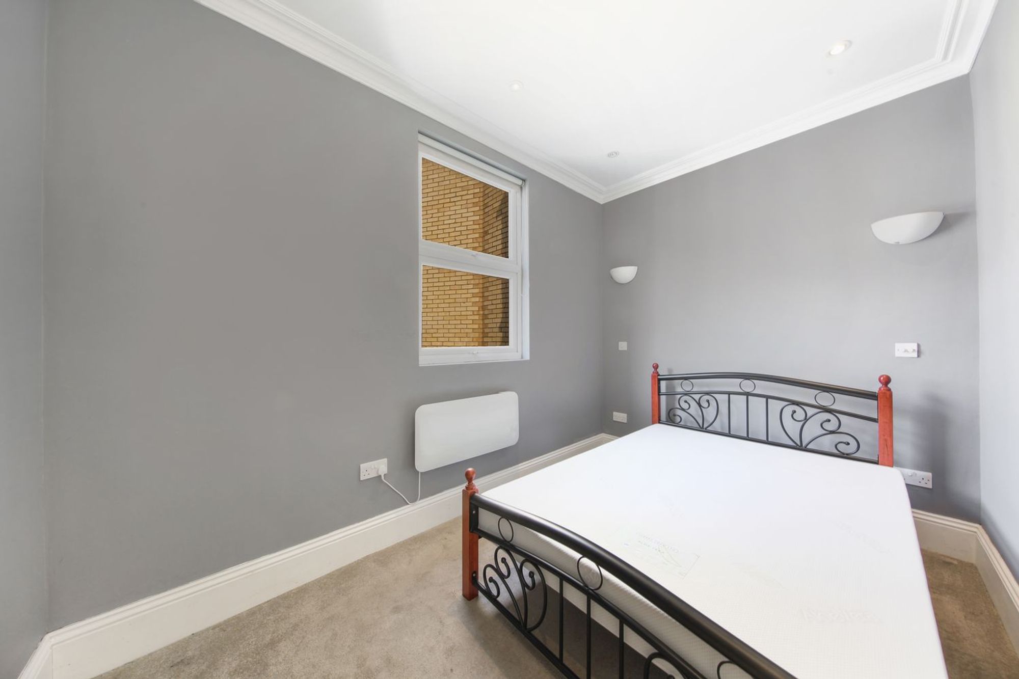 1 bed flat to rent in High Street, Croydon  - Property Image 9