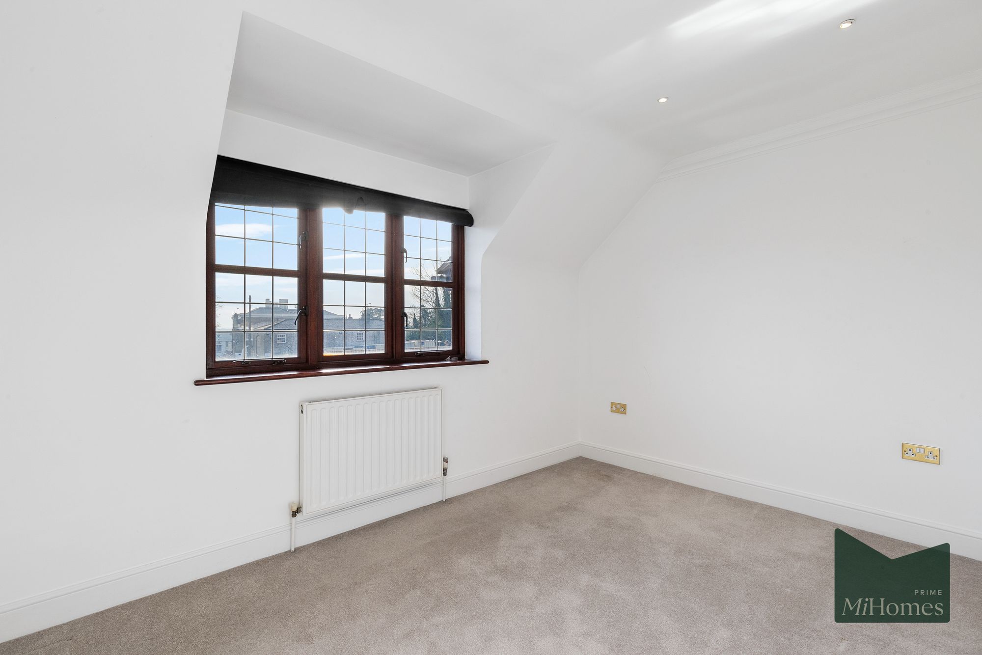 4 bed detached house to rent in Beech Hill, Barnet, EN4  - Property Image 12