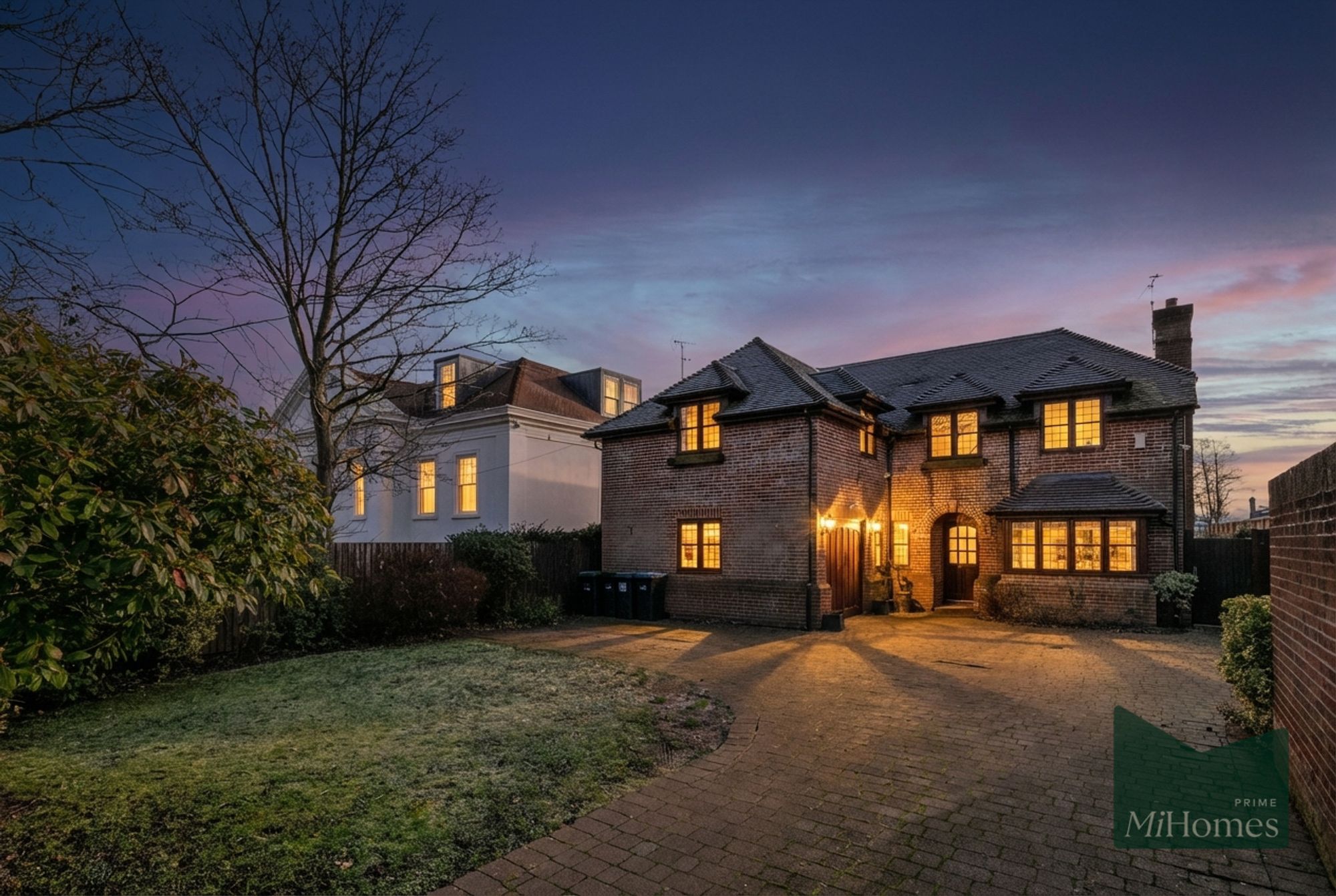 4 bed detached house to rent in Beech Hill, Barnet, EN4  - Property Image 1
