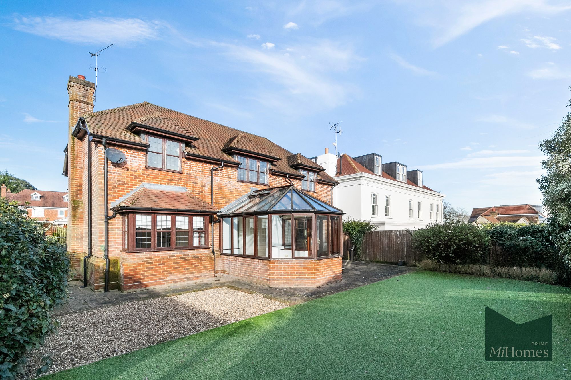 4 bed detached house to rent in Beech Hill, Barnet, EN4  - Property Image 9
