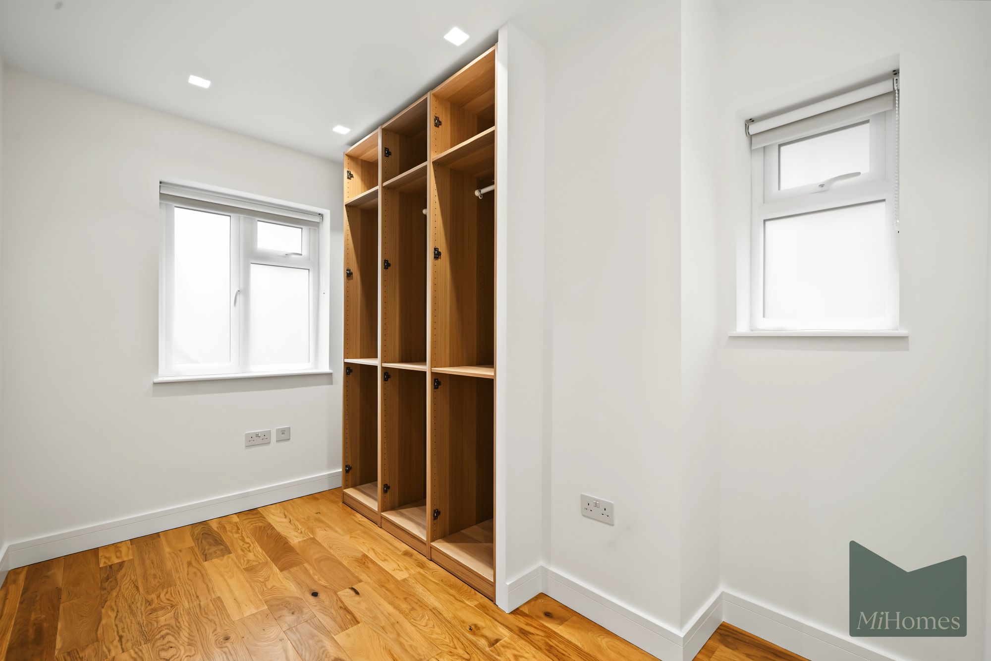 6 bed detached house to rent in Danescroft Gardens, London, NW4  - Property Image 13