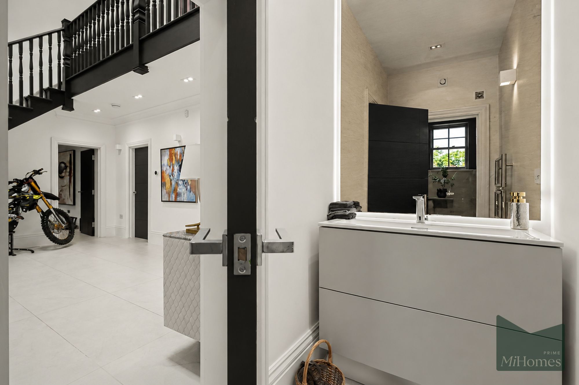 5 bed detached house for sale in Beech Hill Avenue, Barnet, EN4  - Property Image 36