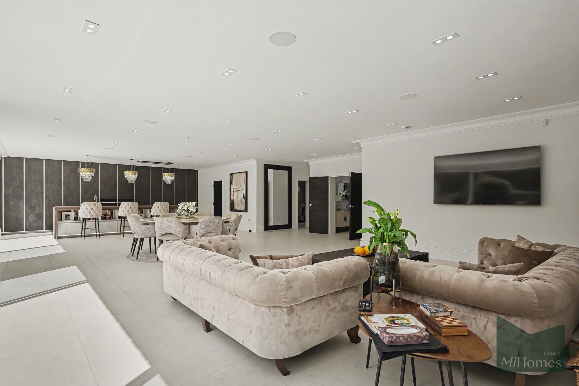5 bed detached house for sale in Beech Hill Avenue, Barnet, EN4  - Property Image 6