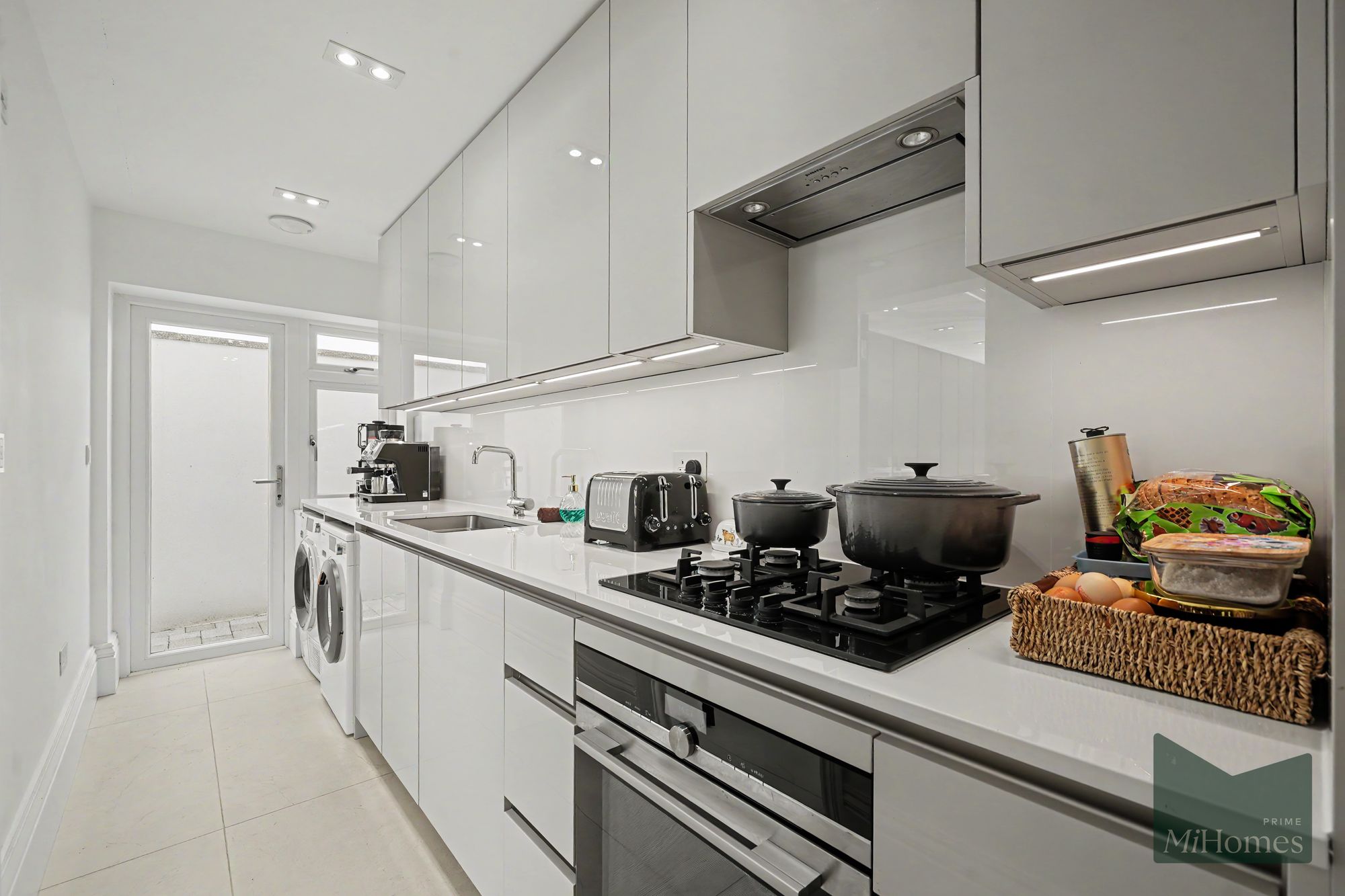 5 bed detached house for sale in Beech Hill Avenue, Barnet, EN4  - Property Image 35
