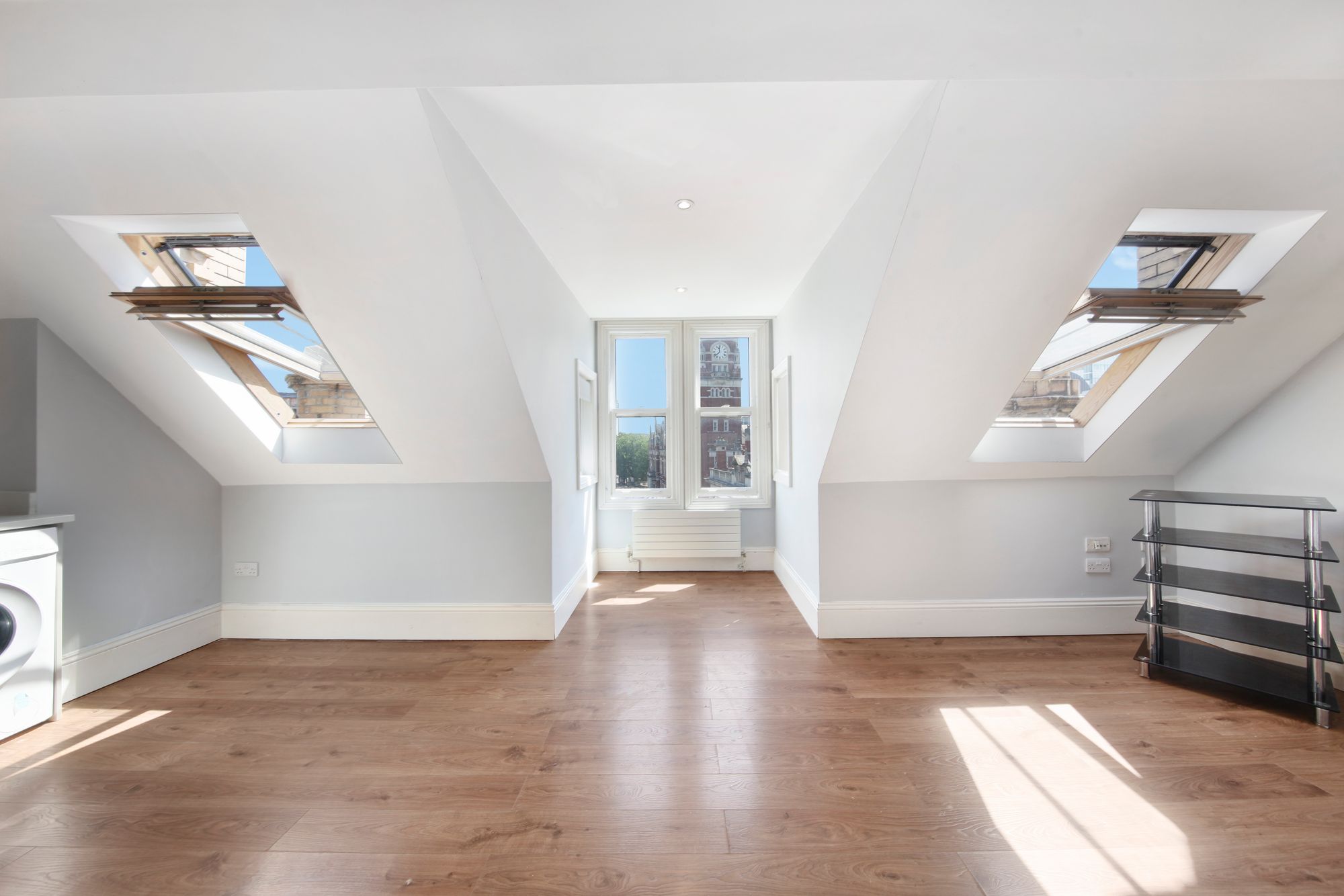 1 bed flat to rent in High Street, Croydon  - Property Image 6