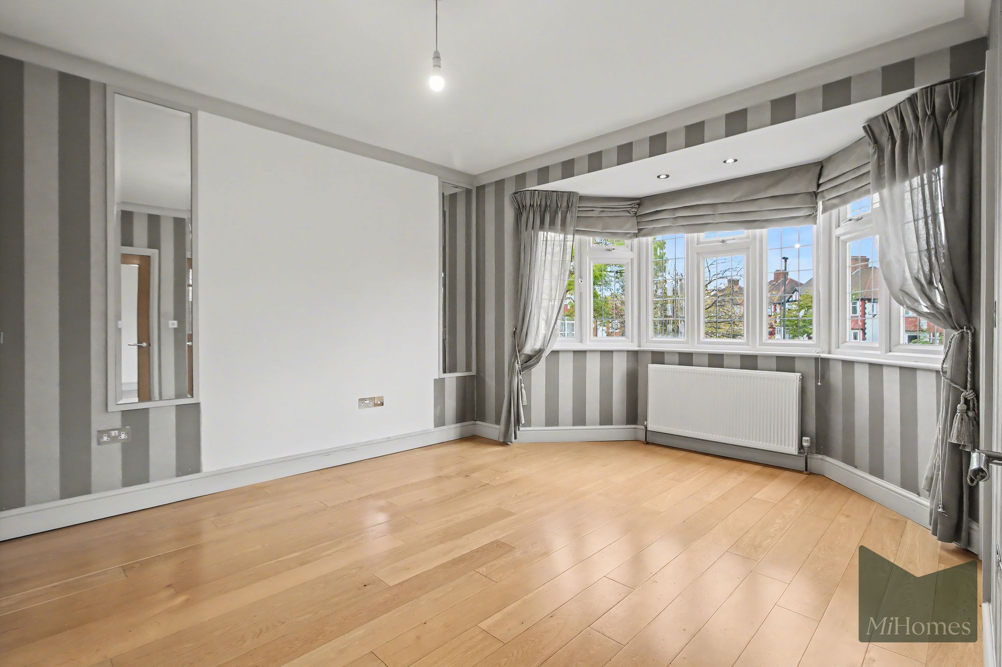 5 bed house for sale in Chandos Avenue, London, N14 - Property Image 13