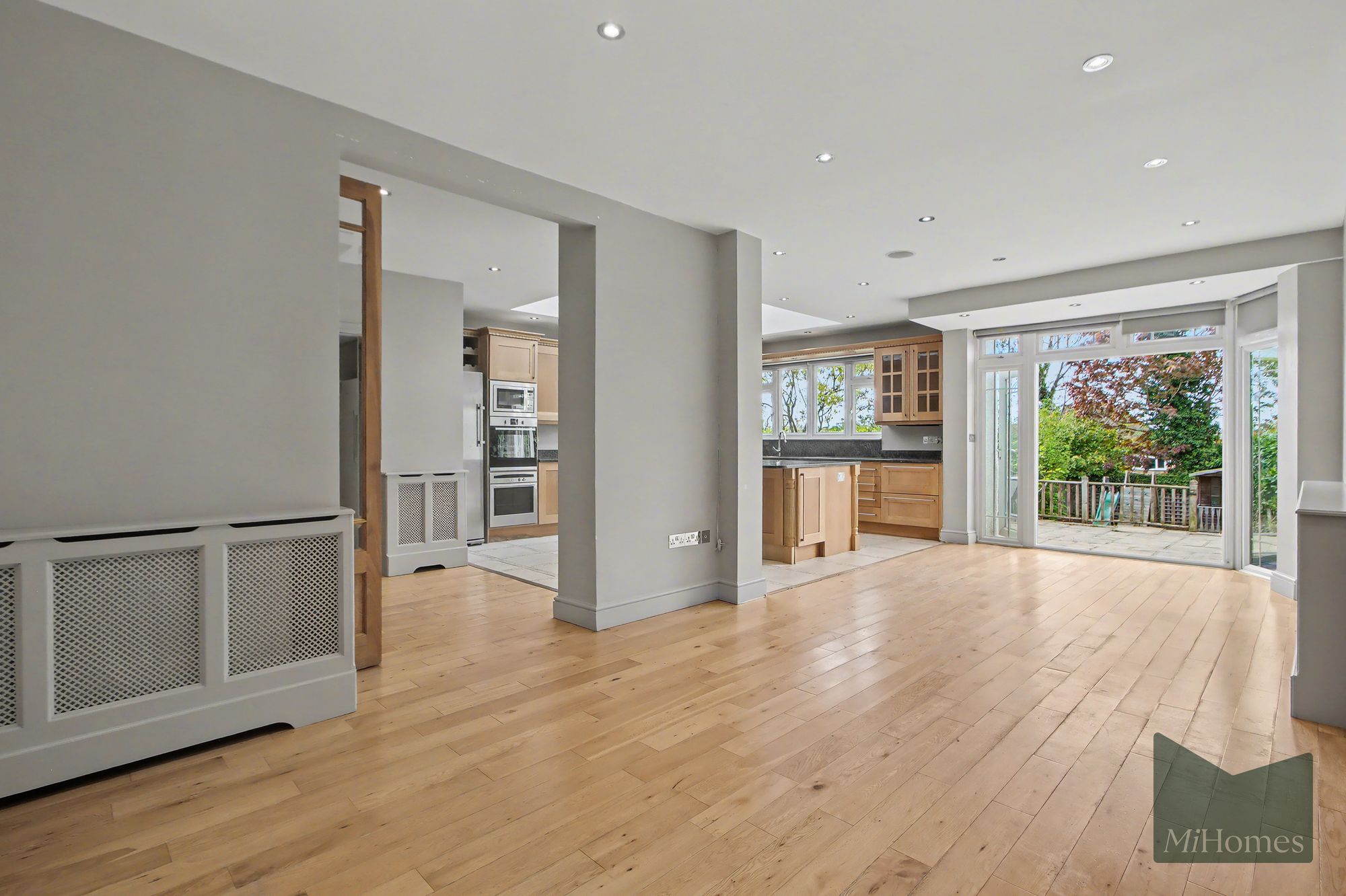 5 bed house for sale in Chandos Avenue, London, N14 - Property Image 6