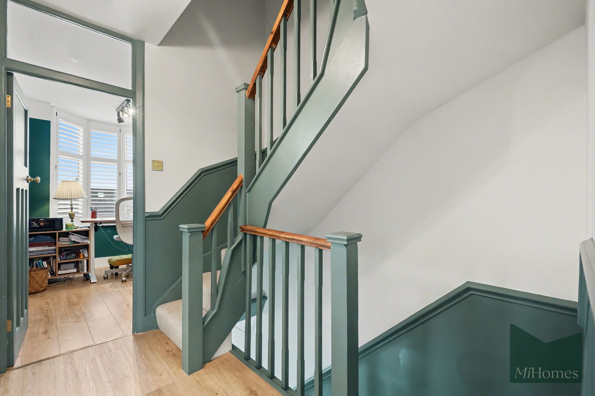 4 bed mid-terraced house for sale in Windsor Drive, Barnet, EN4 - Property Image 26