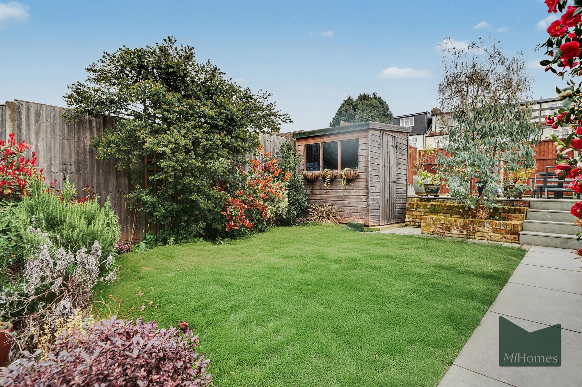 4 bed mid-terraced house for sale in Windsor Drive, Barnet, EN4 - Property Image 10