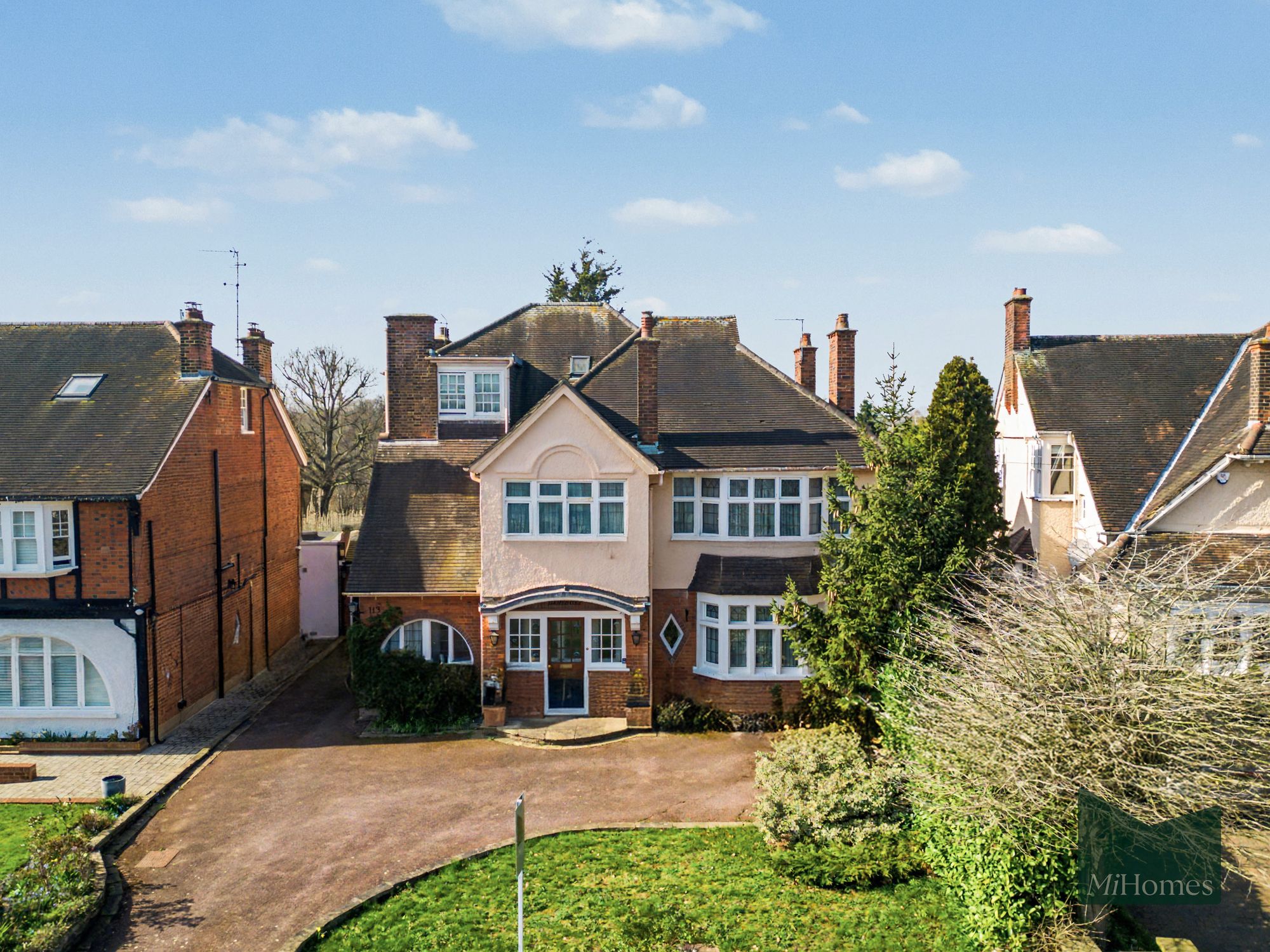 6 bed detached house for sale in The Chine, London, N21  - Property Image 30