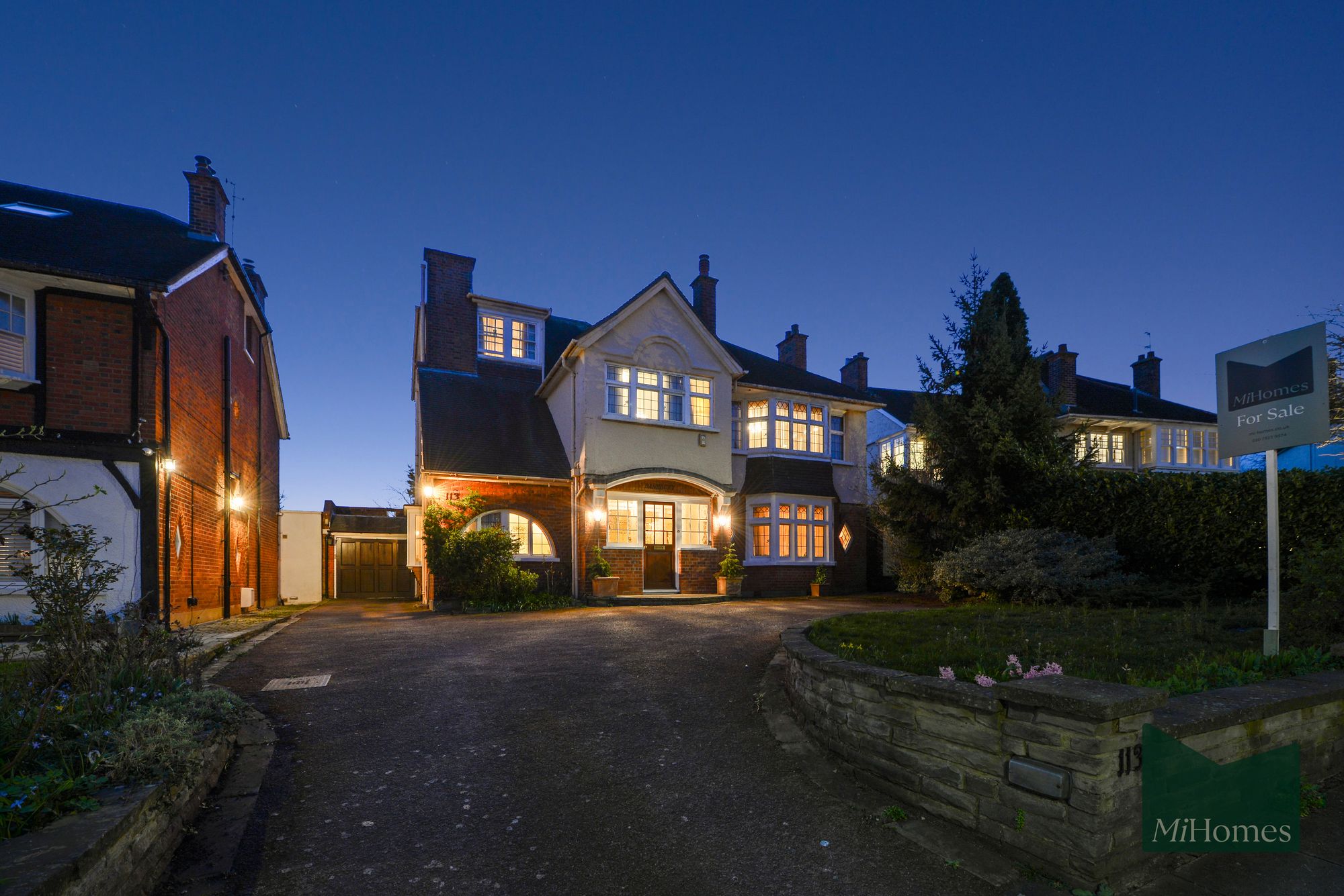 6 bed detached house for sale in The Chine, London, N21  - Property Image 26