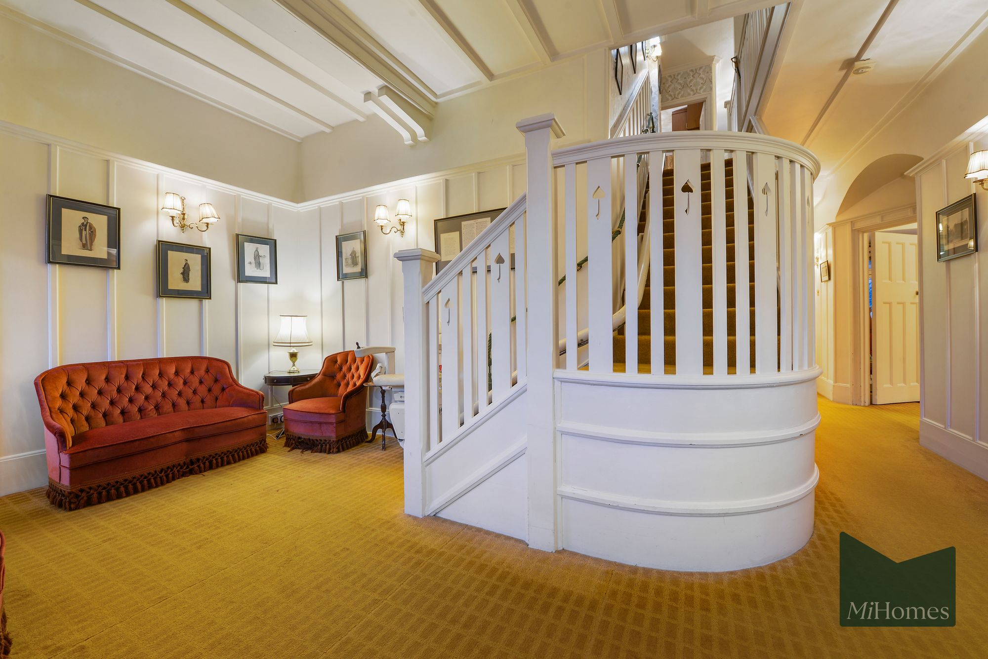 6 bed detached house for sale in The Chine, London, N21  - Property Image 20