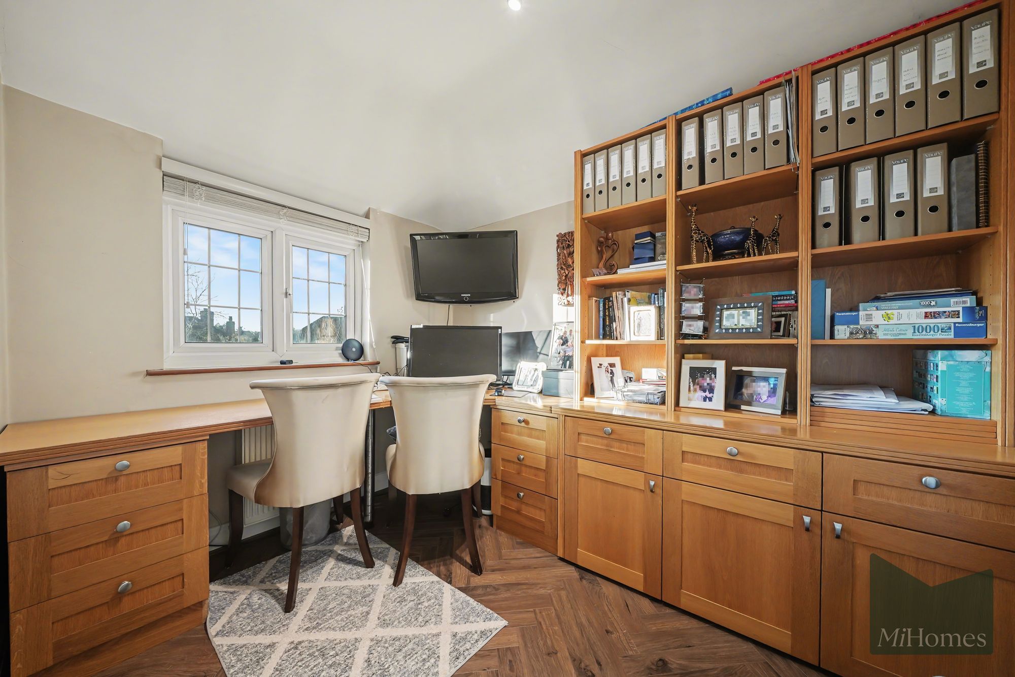 5 bed semi-detached house for sale in The Ridgeway, London, N14 - Property Image 35