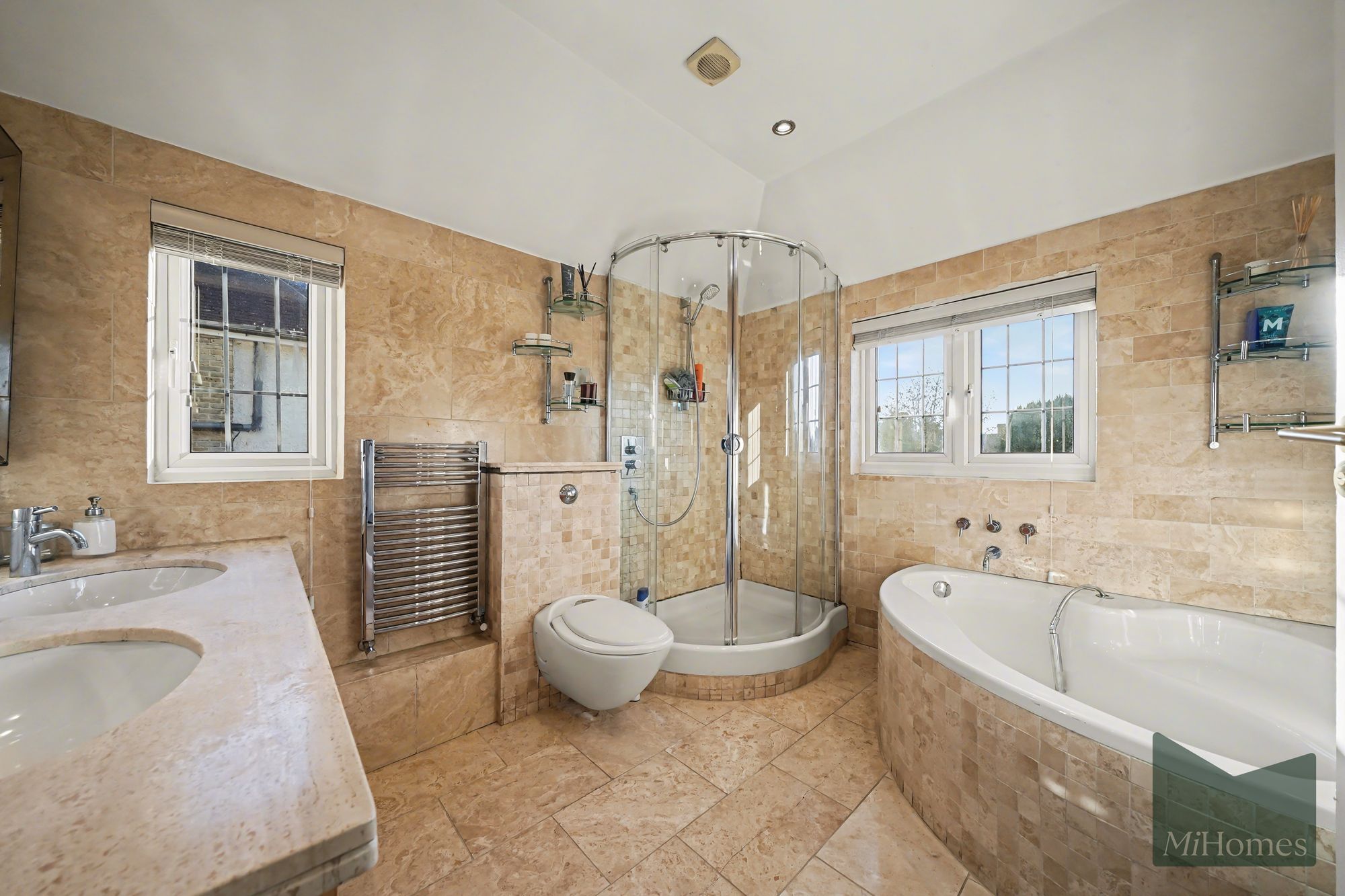 5 bed semi-detached house for sale in The Ridgeway, London, N14 - Property Image 33