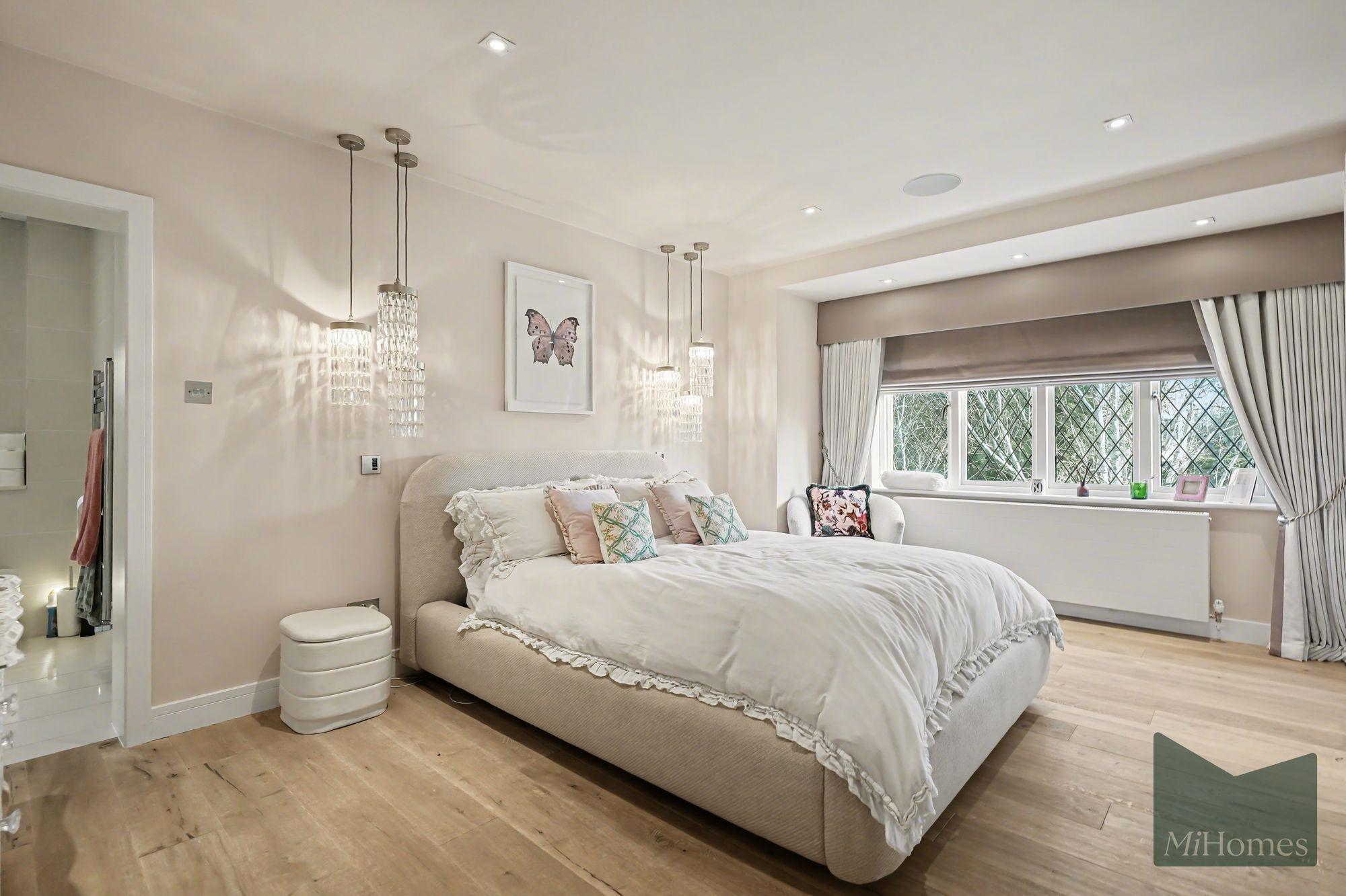 4 bed detached house for sale in Pagitts Grove, Barnet, EN4  - Property Image 31