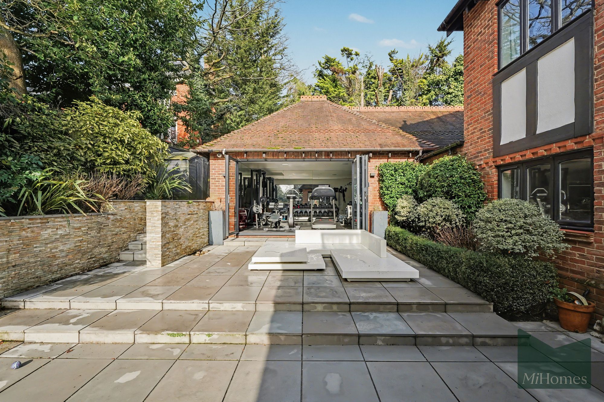 4 bed detached house for sale in Pagitts Grove, Barnet, EN4  - Property Image 17