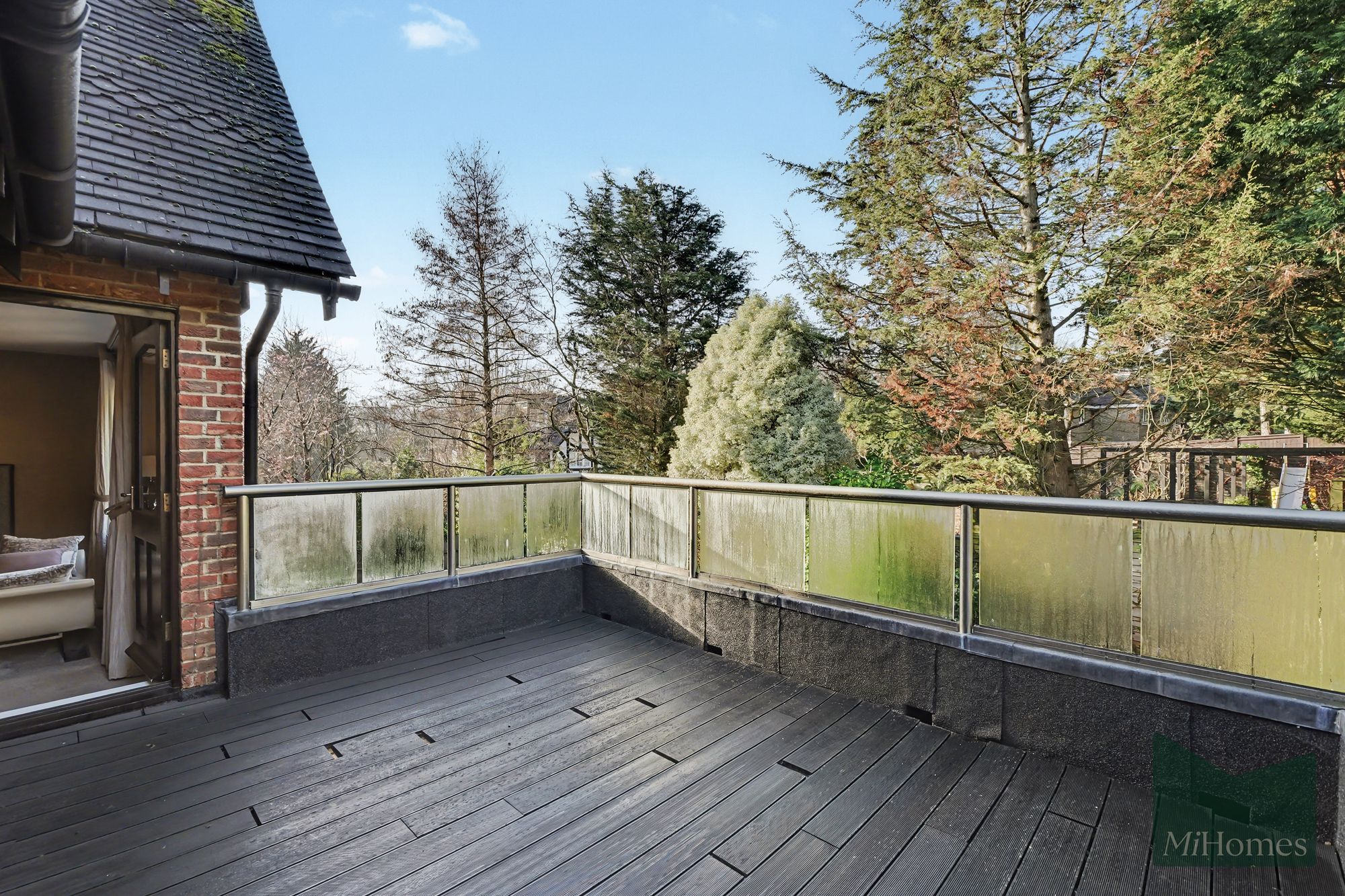 4 bed detached house for sale in Pagitts Grove, Barnet, EN4  - Property Image 41