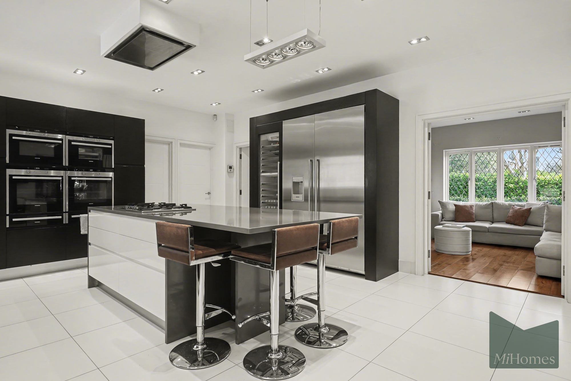 4 bed detached house for sale in Pagitts Grove, Barnet, EN4  - Property Image 15