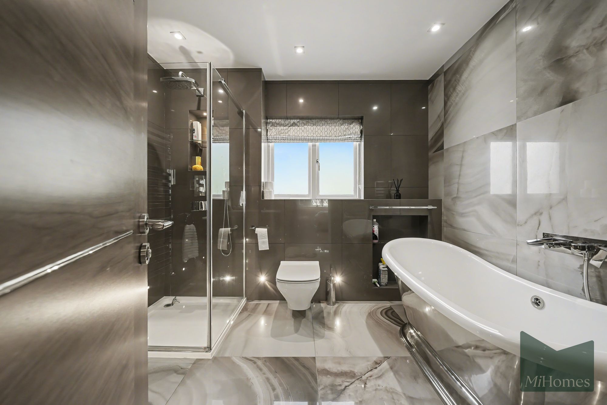 4 bed detached house for sale in Pagitts Grove, Barnet, EN4  - Property Image 34