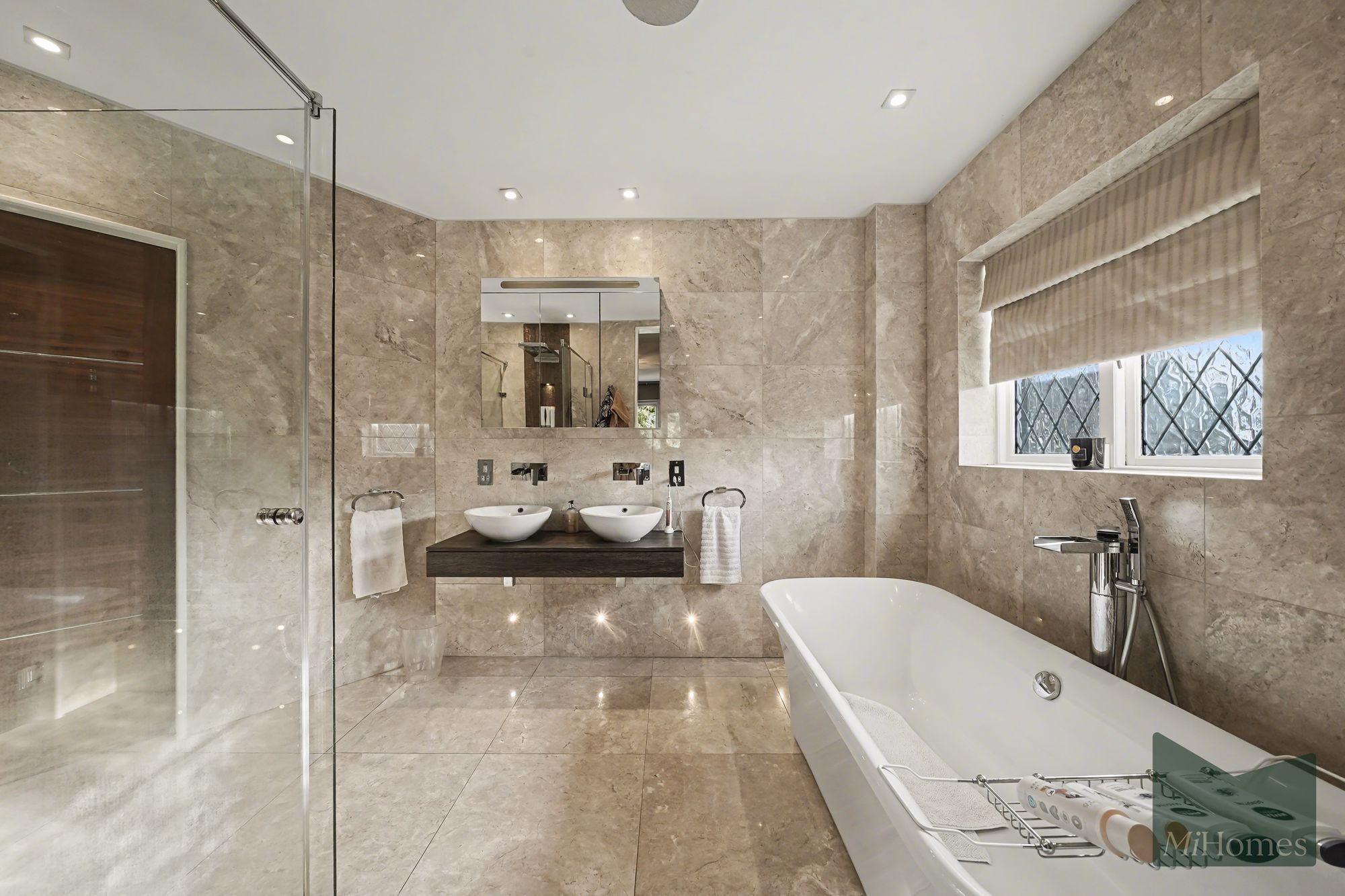 4 bed detached house for sale in Pagitts Grove, Barnet, EN4  - Property Image 40