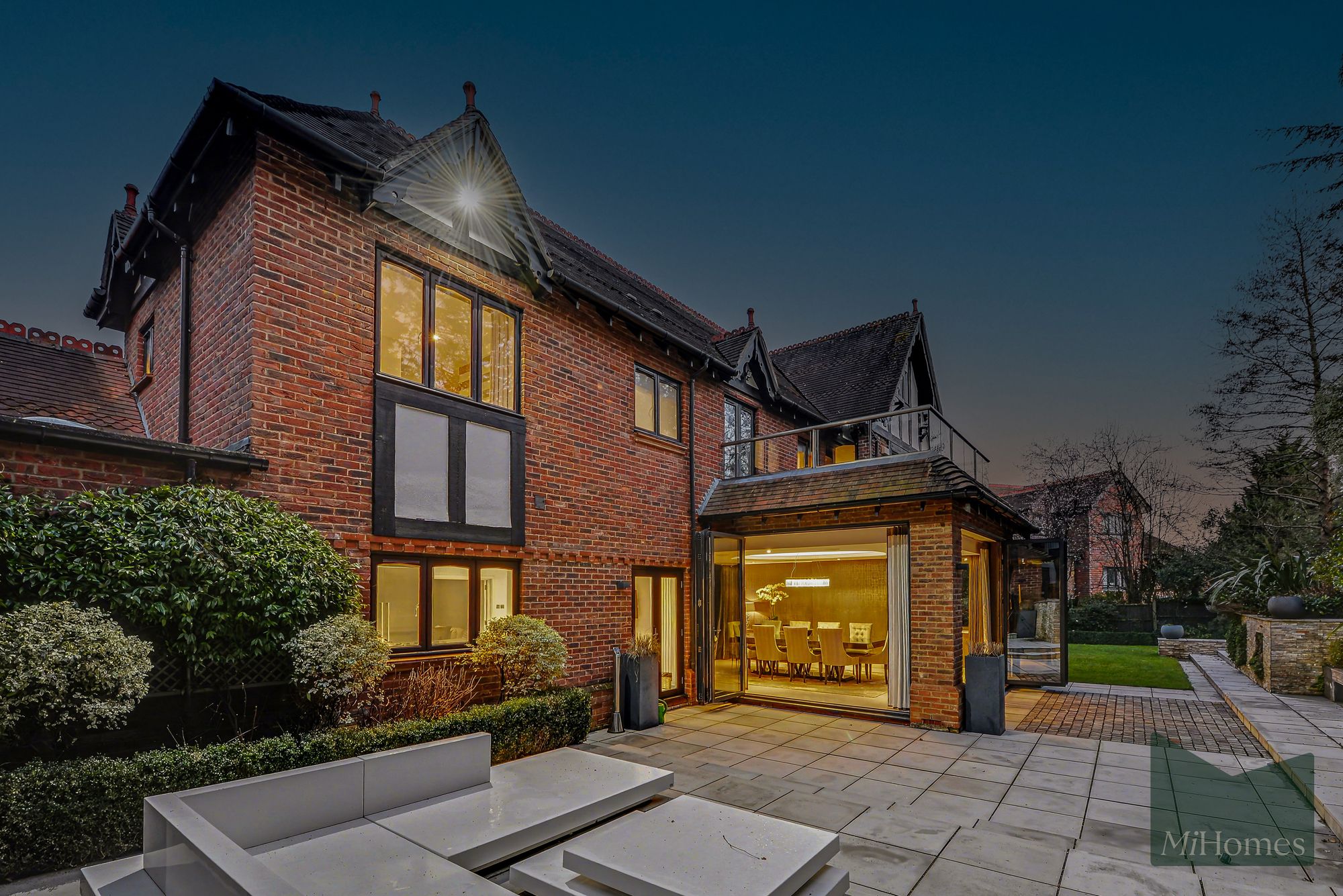 4 bed detached house for sale in Pagitts Grove, Barnet, EN4  - Property Image 46