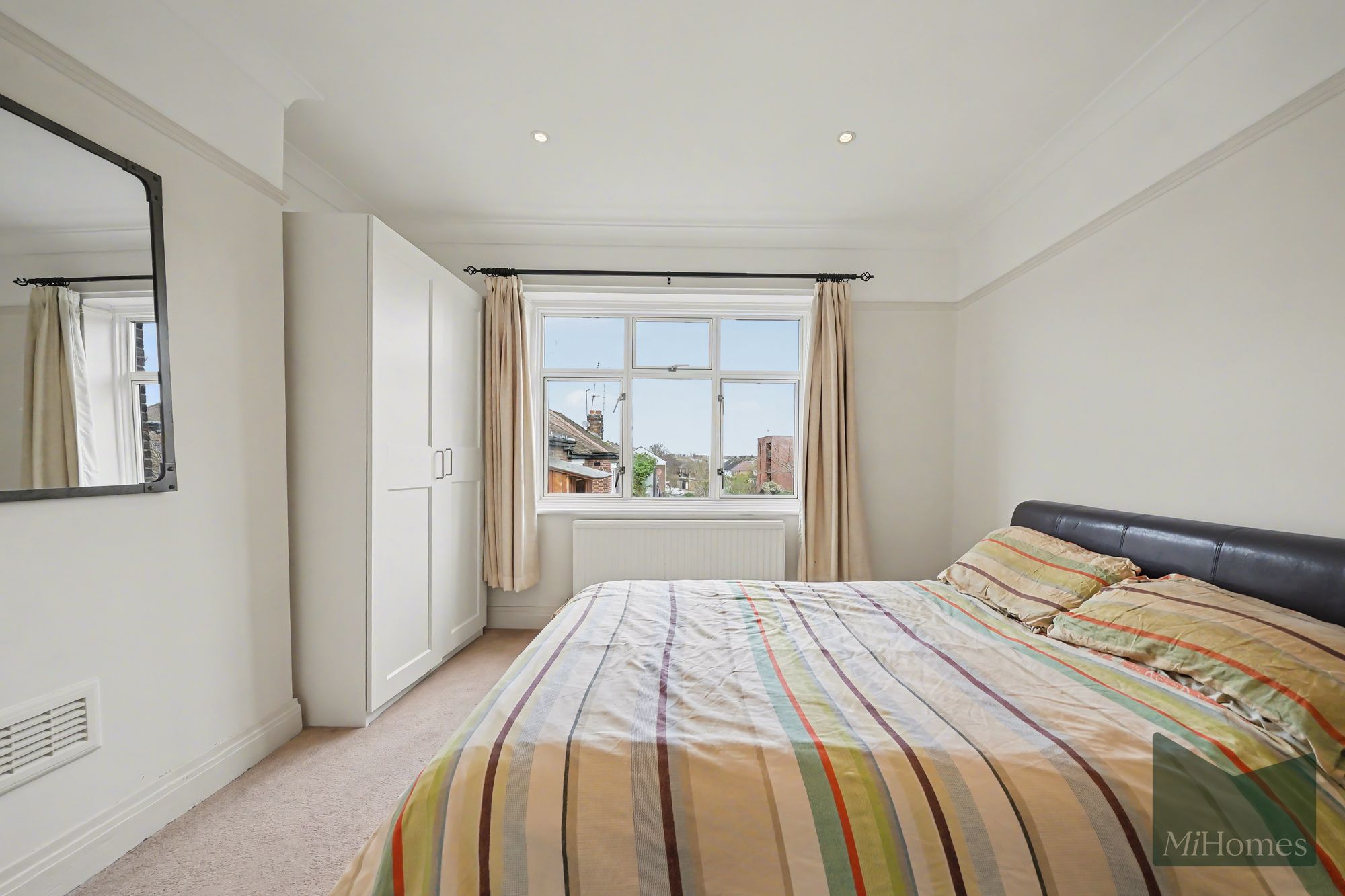 2 bed for sale in Oak Avenue, London, N10 - Property Image 8