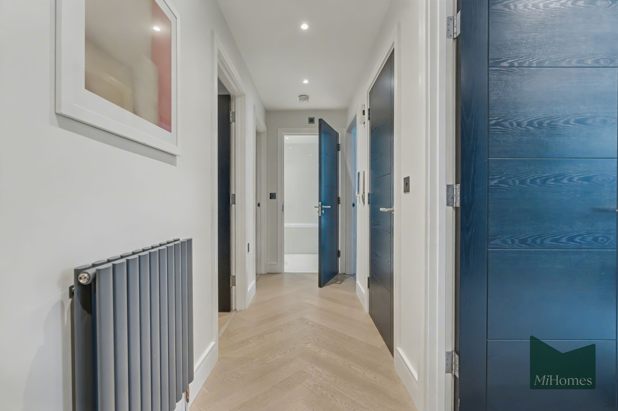 2 bed flat for sale in Elland Close, Gaudin Court, EN5 - Property Image 7