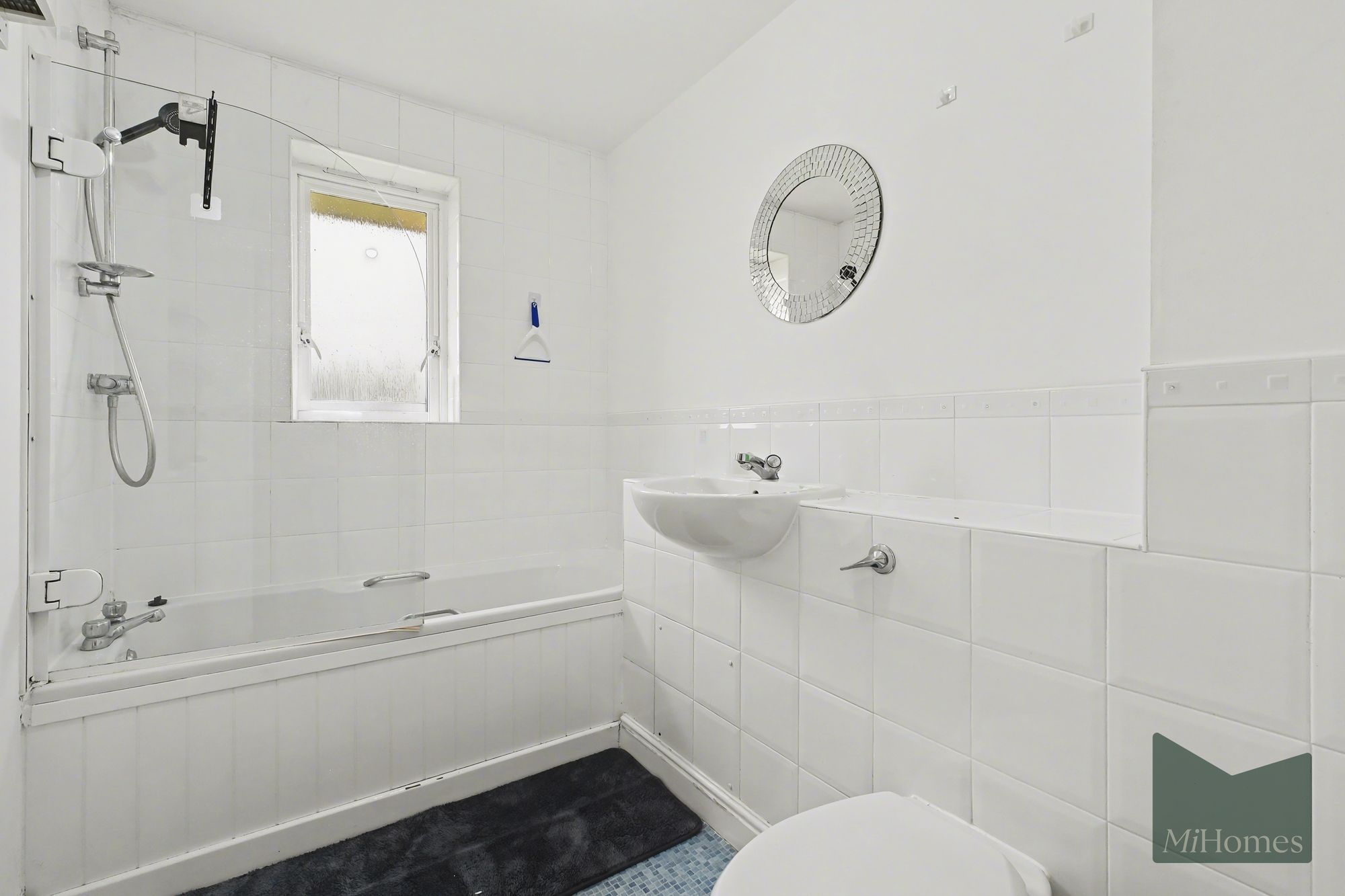 2 bed flat for sale in Orton Grove, Enfield, EN1 - Property Image 11