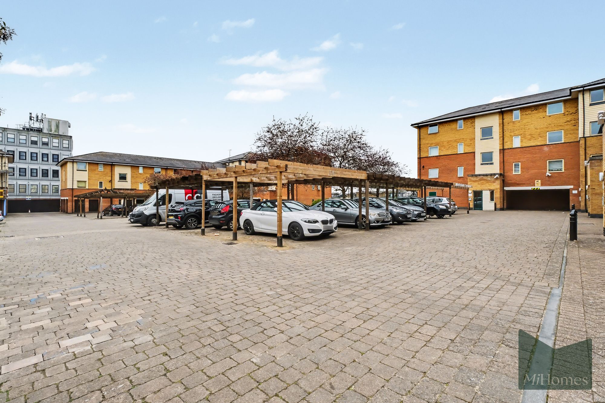2 bed flat for sale in Orton Grove, Enfield, EN1 - Property Image 14