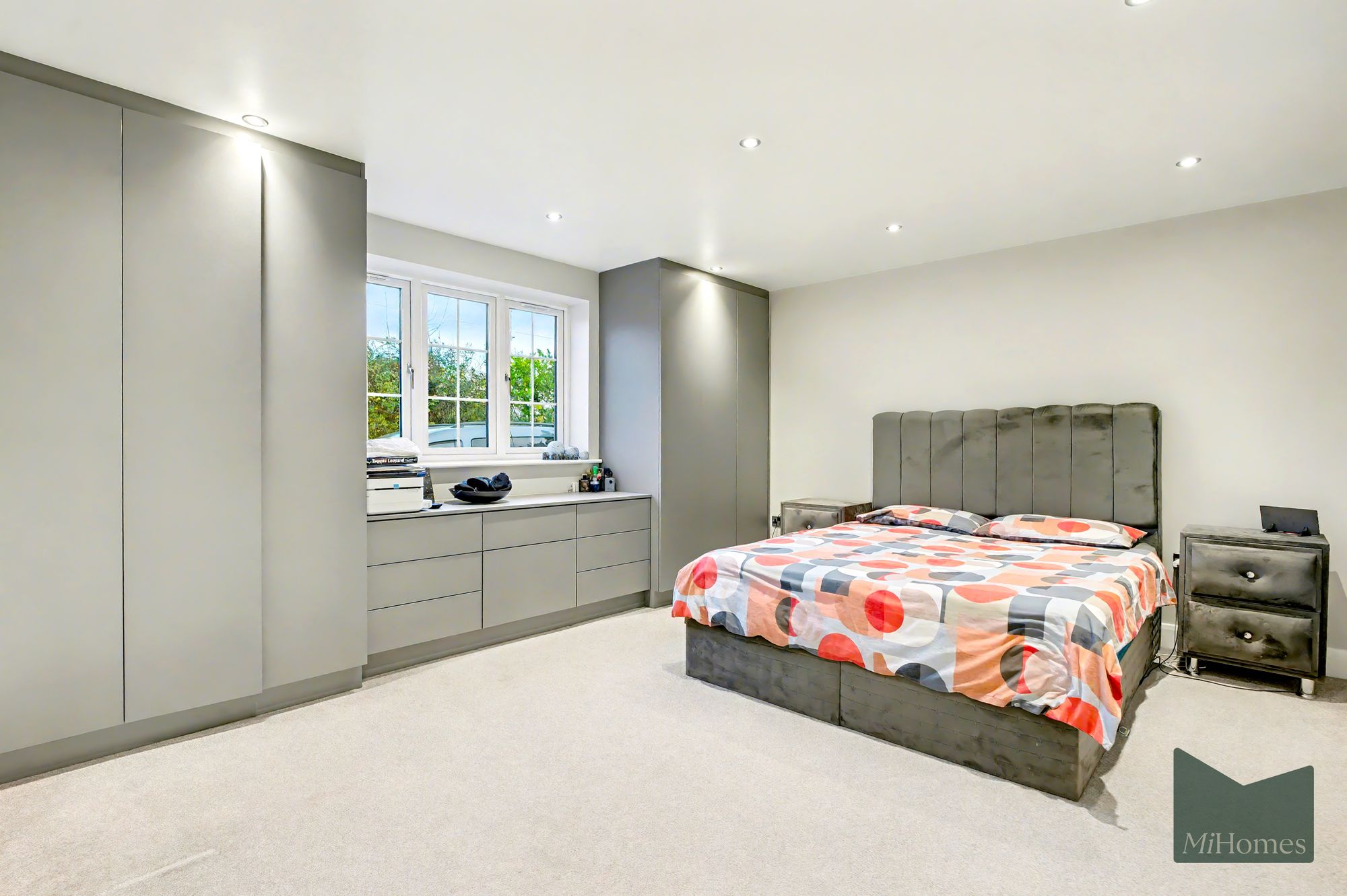4 bed detached house for sale in Tylers Road, Roydon, CM19 - Property Image 26