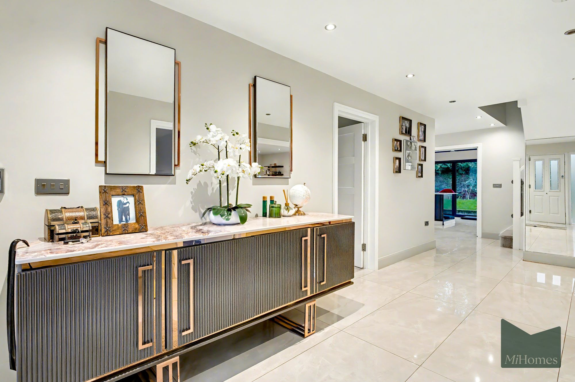 4 bed detached house for sale in Tylers Road, Roydon, CM19 - Property Image 1